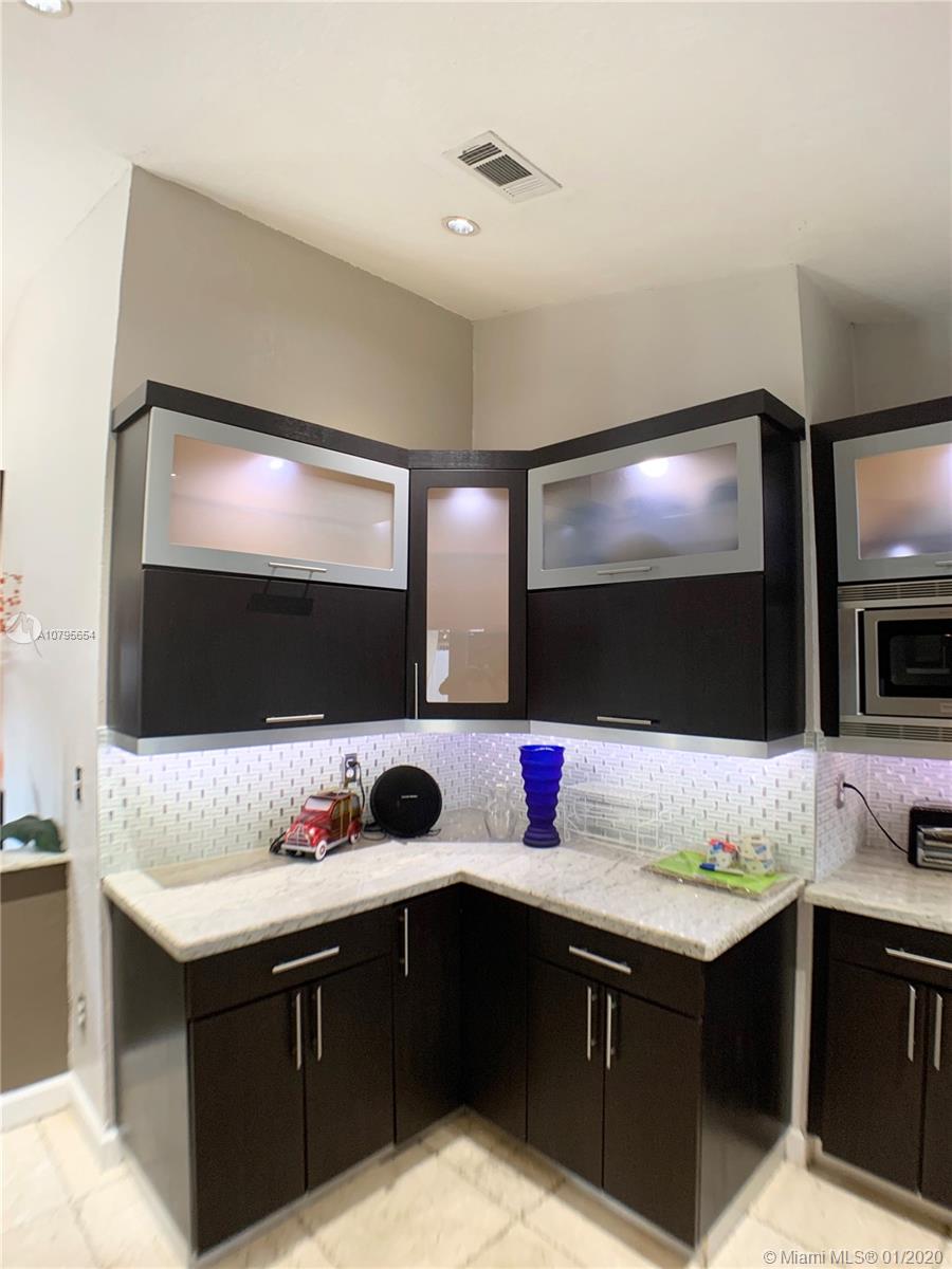 WESTWIND LAKES SEC 6 - Residential Lease