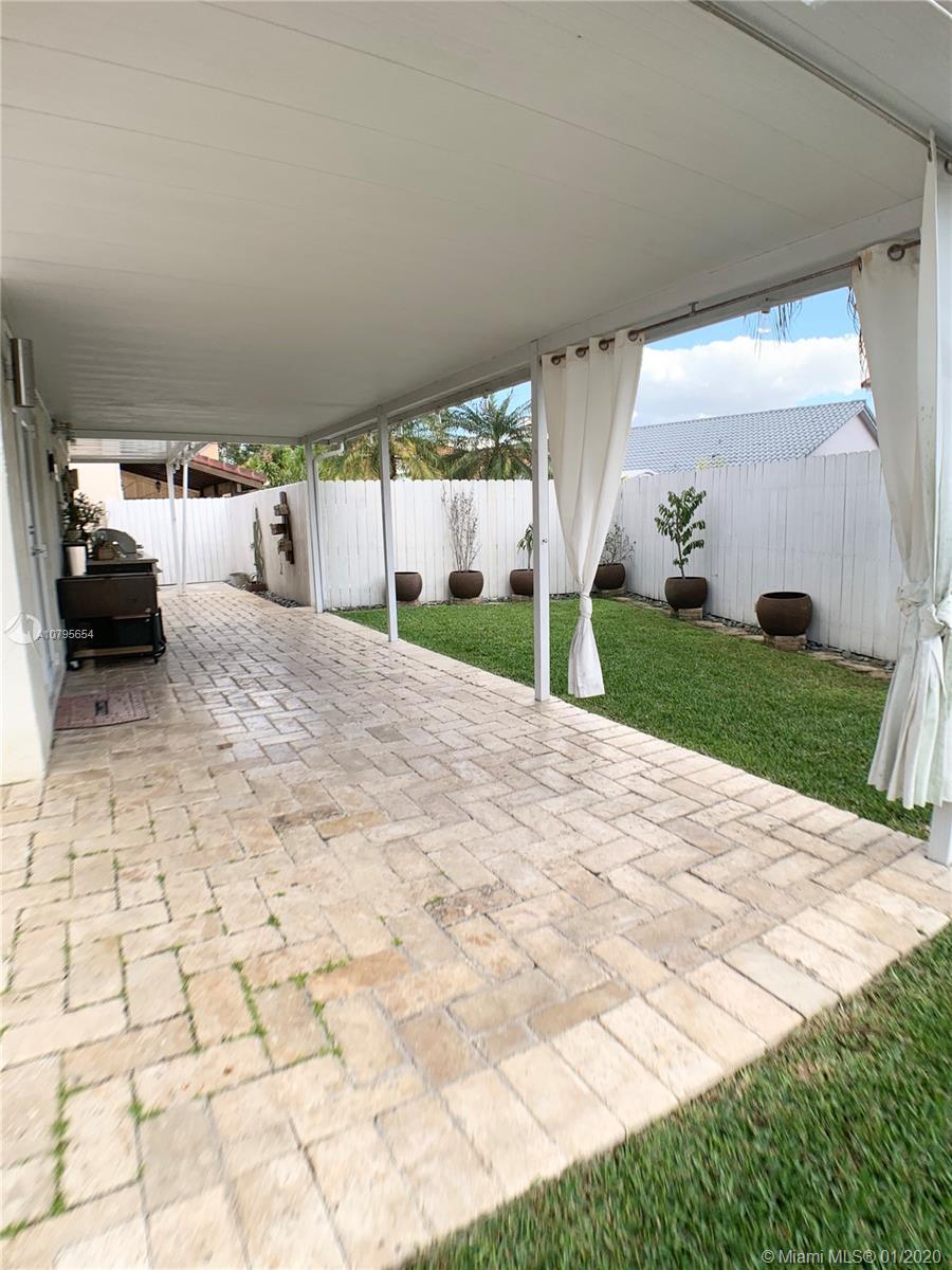 WESTWIND LAKES SEC 6 - Residential Lease