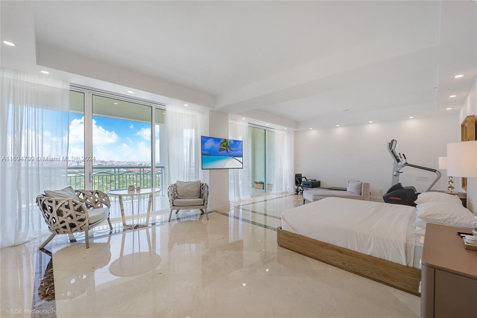 THE TOWER RESIDENCES COND - Residential