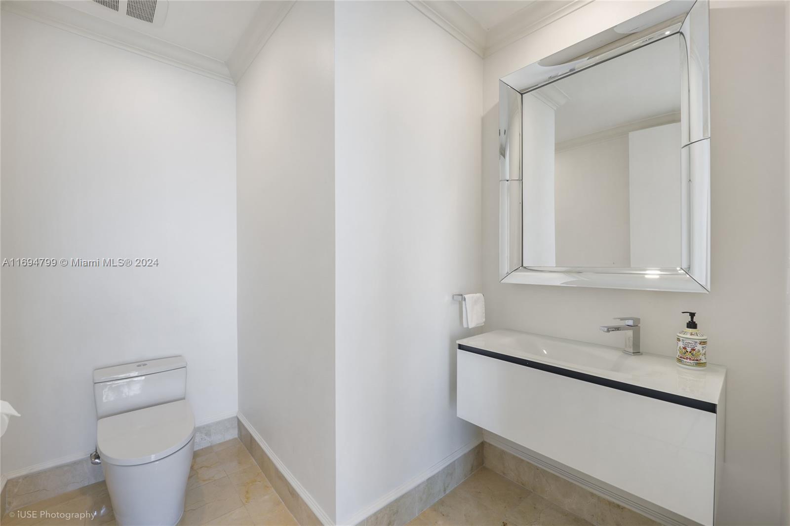 THE TOWER RESIDENCES COND - Residential
