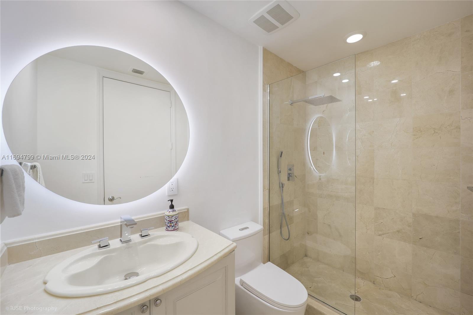 THE TOWER RESIDENCES COND - Residential