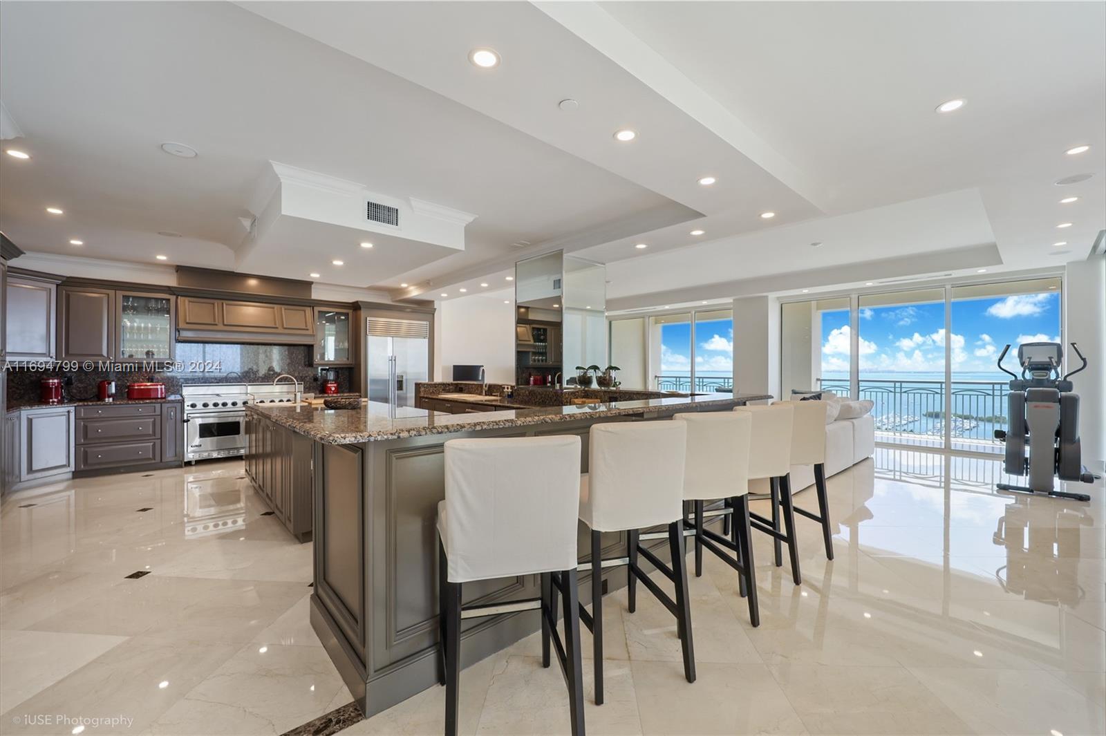 THE TOWER RESIDENCES COND - Residential