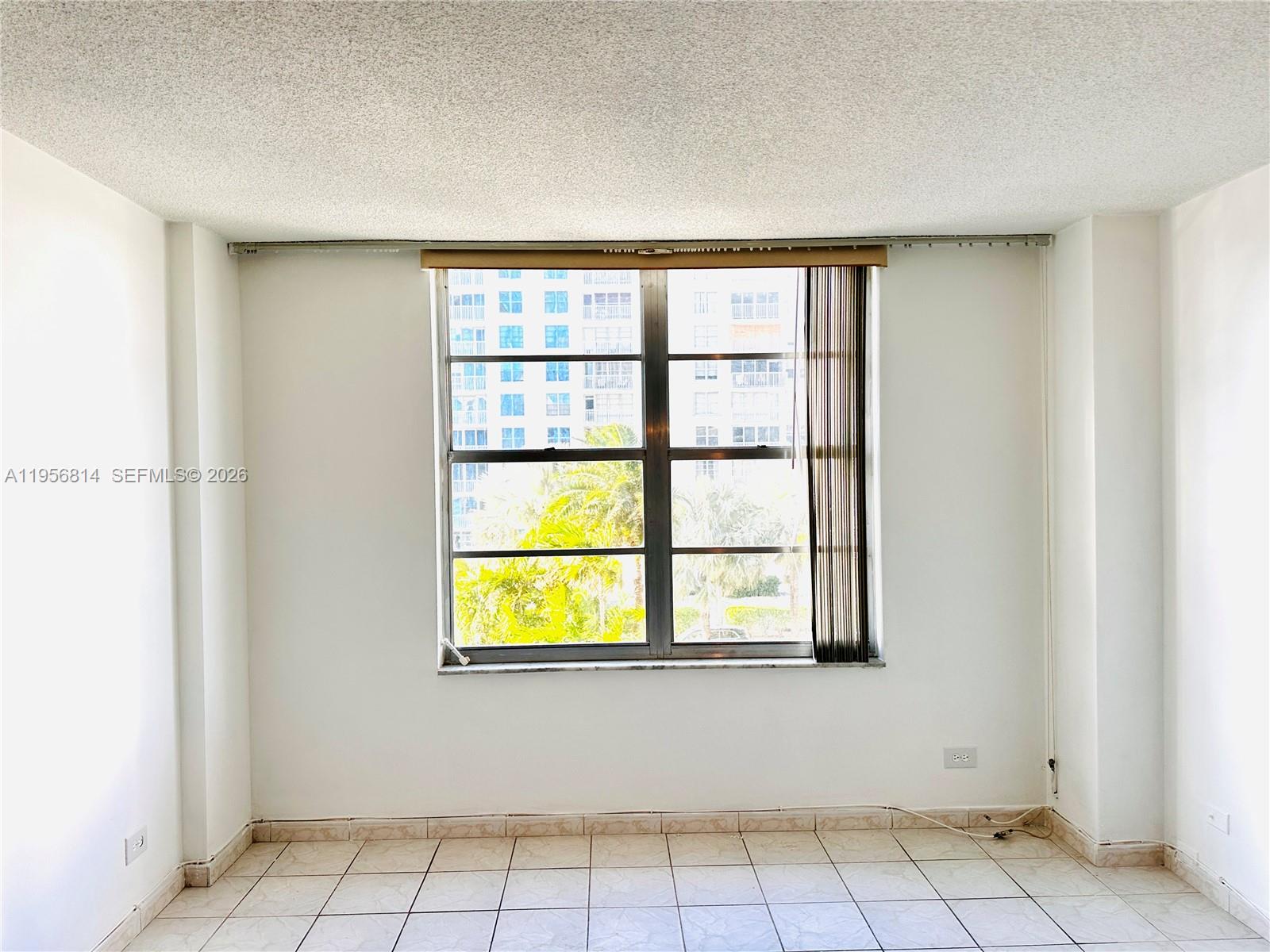 WINSTON TOWER 300 CONDO - Residential Lease