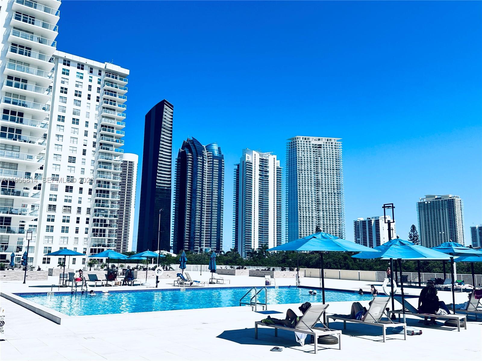 WINSTON TOWER 300 CONDO - Residential Lease