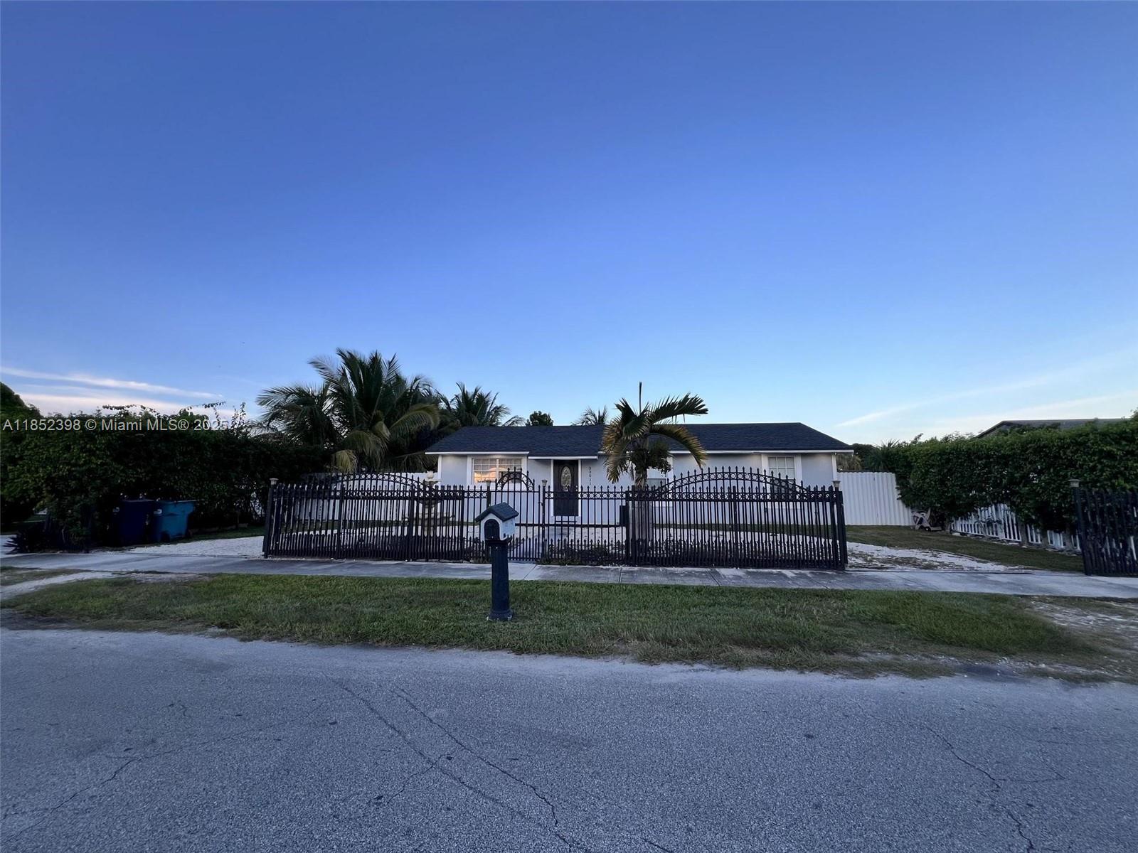 Beautiful quaint home in a calm neighborhood ready to move in . 3 bedroom and 1 1/2 half bath fully renovated with a new roof. House has income potential . House located close to restuarants and shopping centers. House is priced to sell, call today for an appointment.