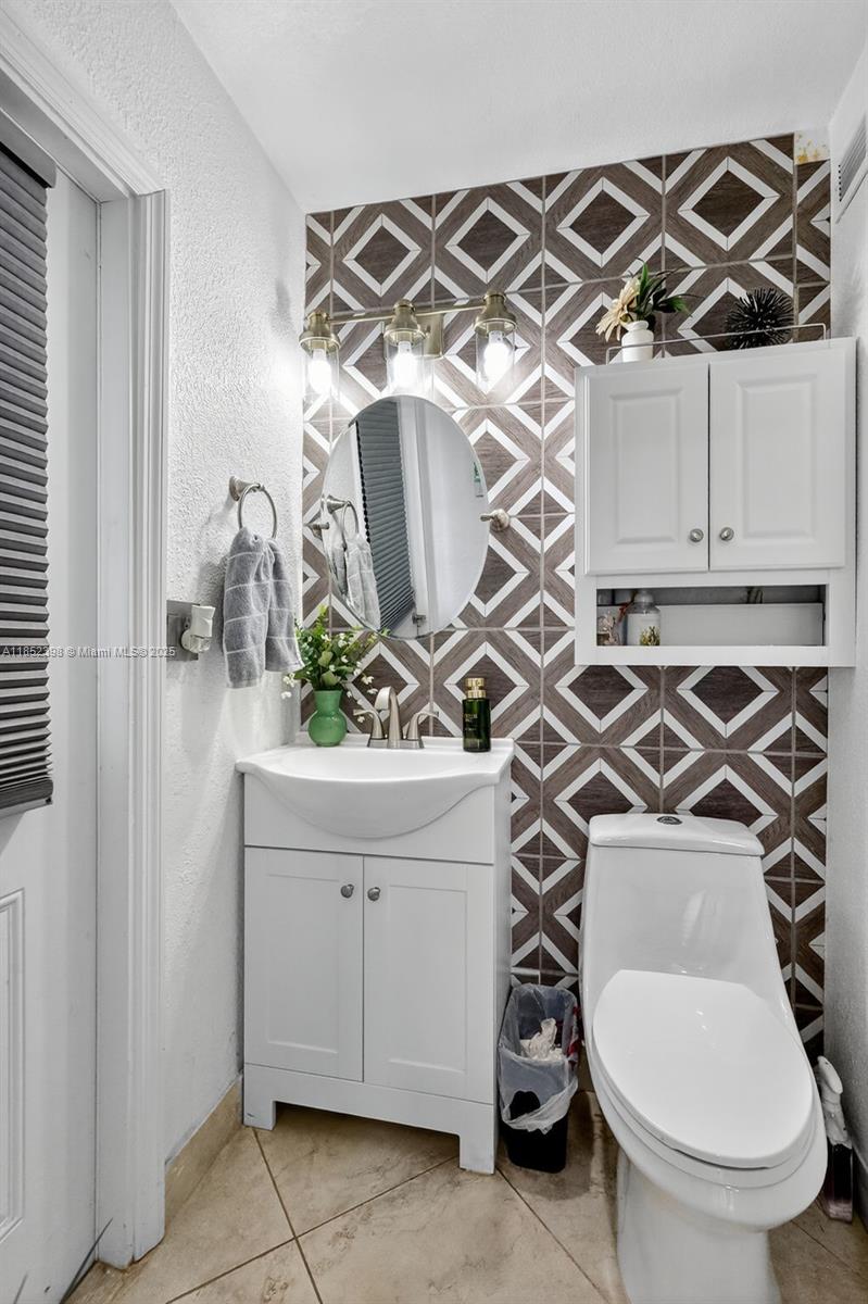 PALMLAND HOMES SOUTH NO 5 - Residential