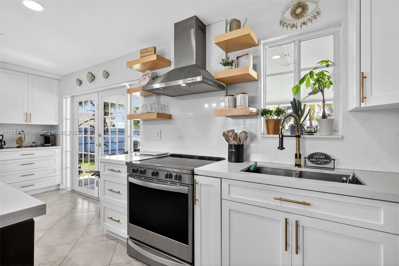 PALMLAND HOMES SOUTH NO 5 - Residential