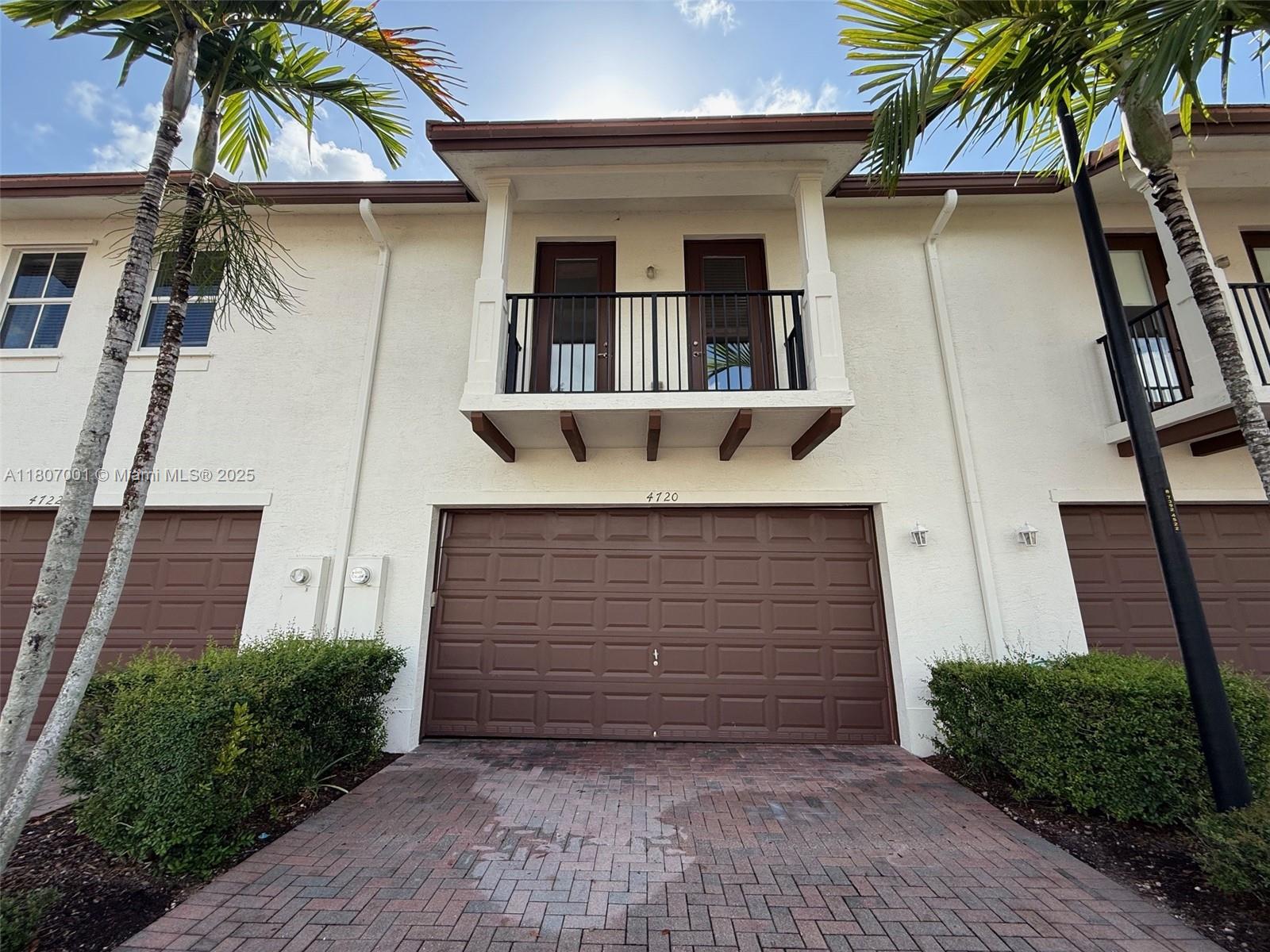 4720 Monarch Way 4720, Coconut Creek, Broward County, Florida - 3 Bedrooms  
3 Bathrooms - 