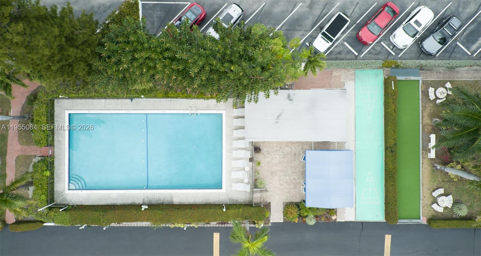 GOLDEN BAY MANOR CO-OP - Residential