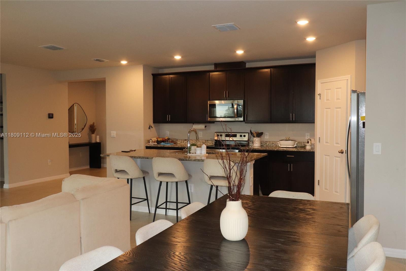 LUCERNE PARK RESERVE - Residential