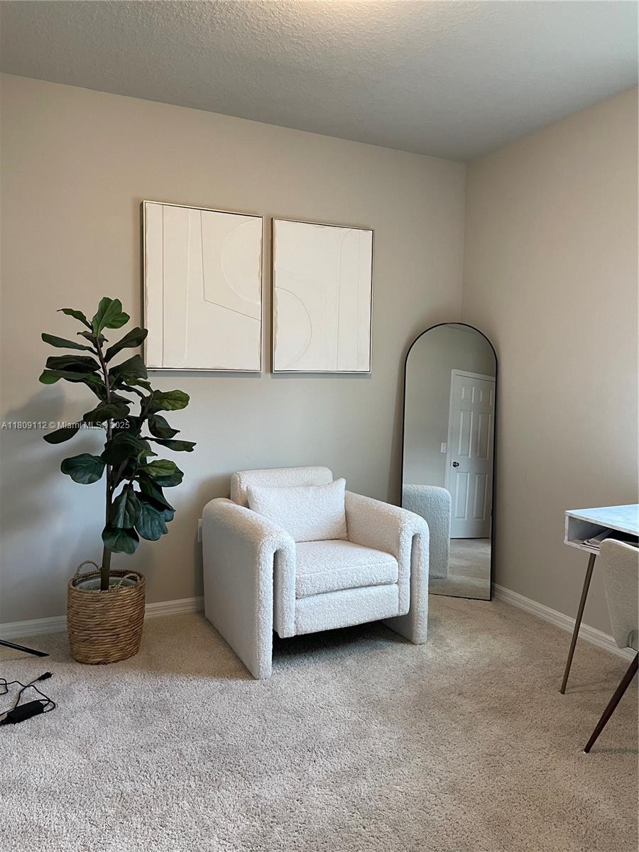 LUCERNE PARK RESERVE - Residential