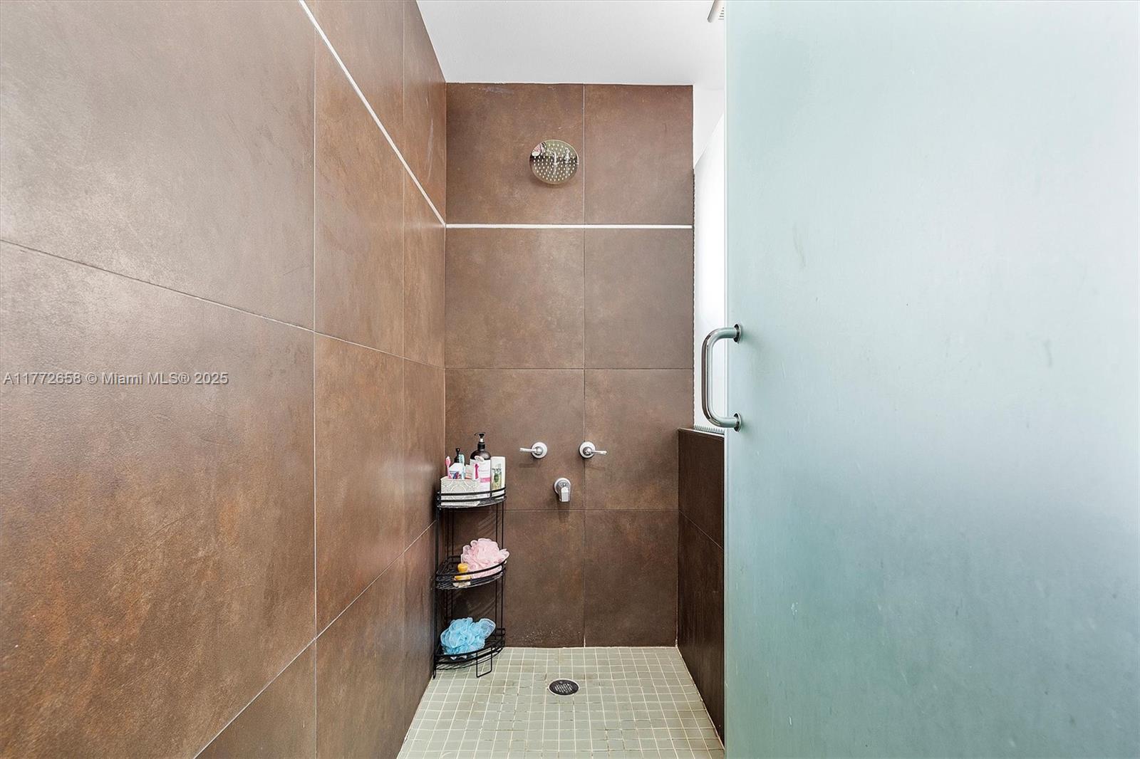 BELLEVUE BISCAYNE - Residential