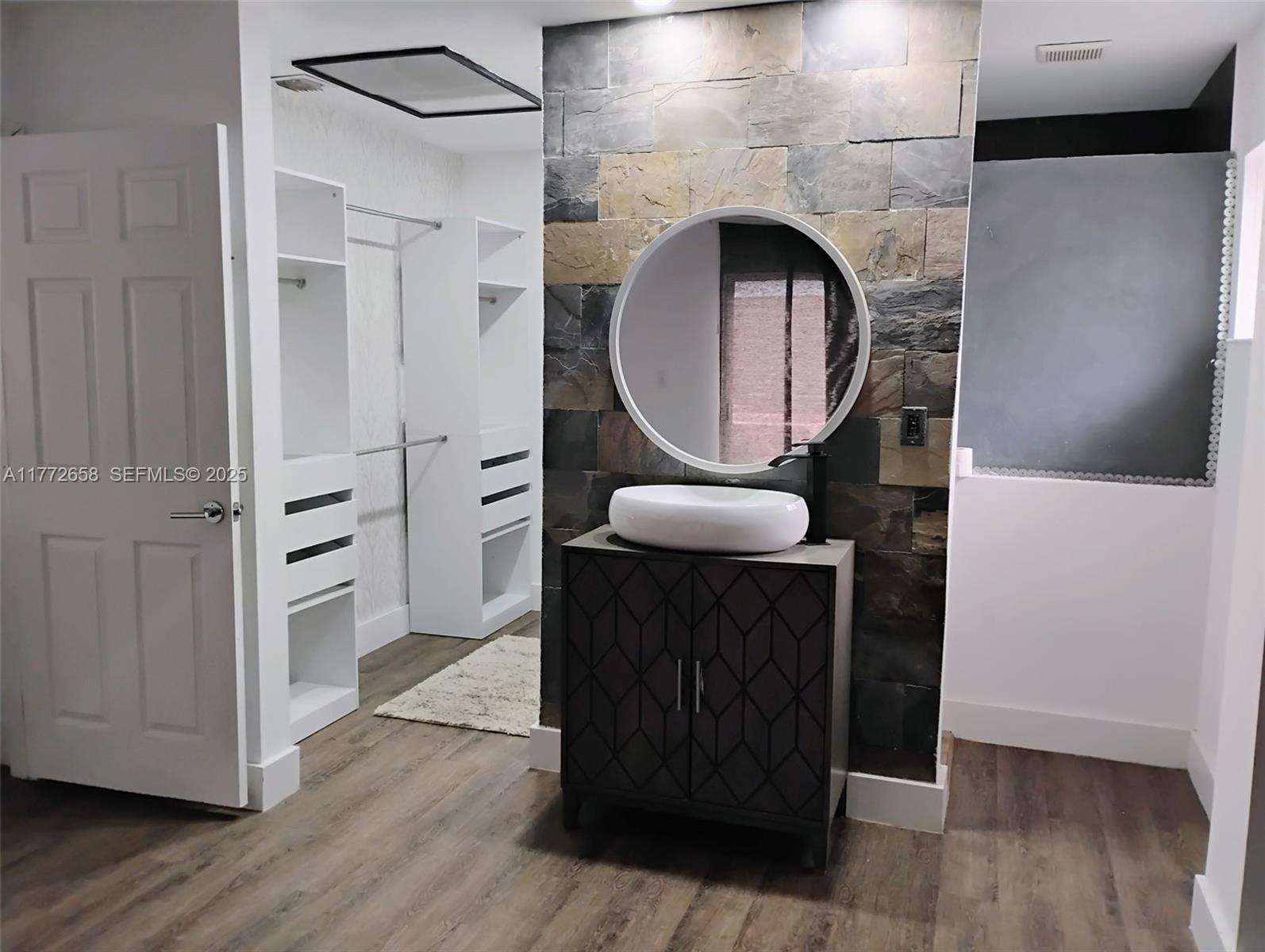 BELLEVUE BISCAYNE - Residential