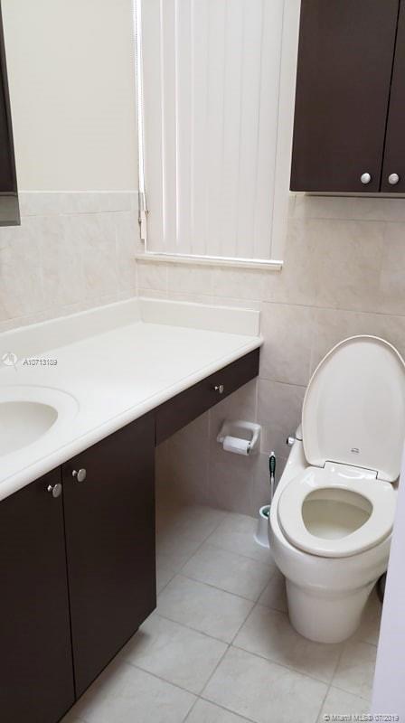 PALM SPRINGS SEC 4 5TH AD - Residential Lease