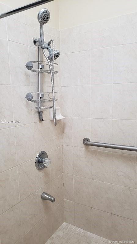 PALM SPRINGS SEC 4 5TH AD - Residential Lease