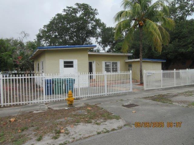 EVERGLADES AVE HTS ADDN - Residential