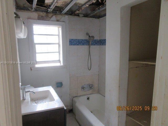 EVERGLADES AVE HTS ADDN - Residential