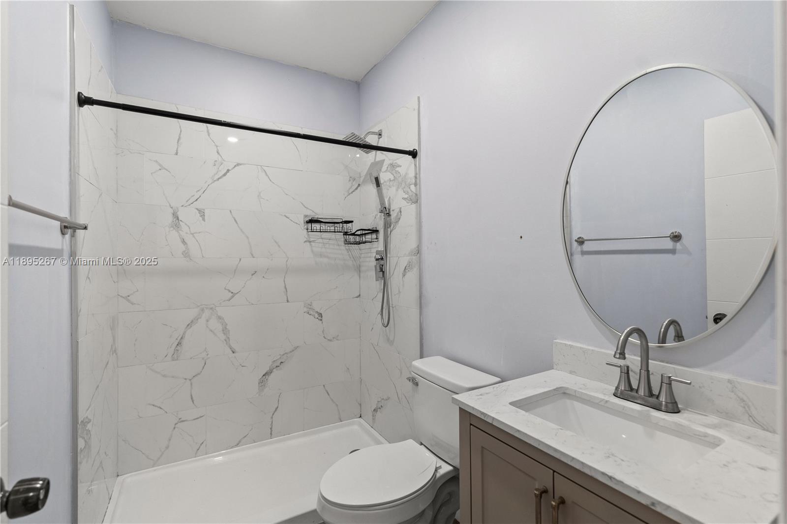 HOLLYWOOD PINES NO 2 AMEN - Residential