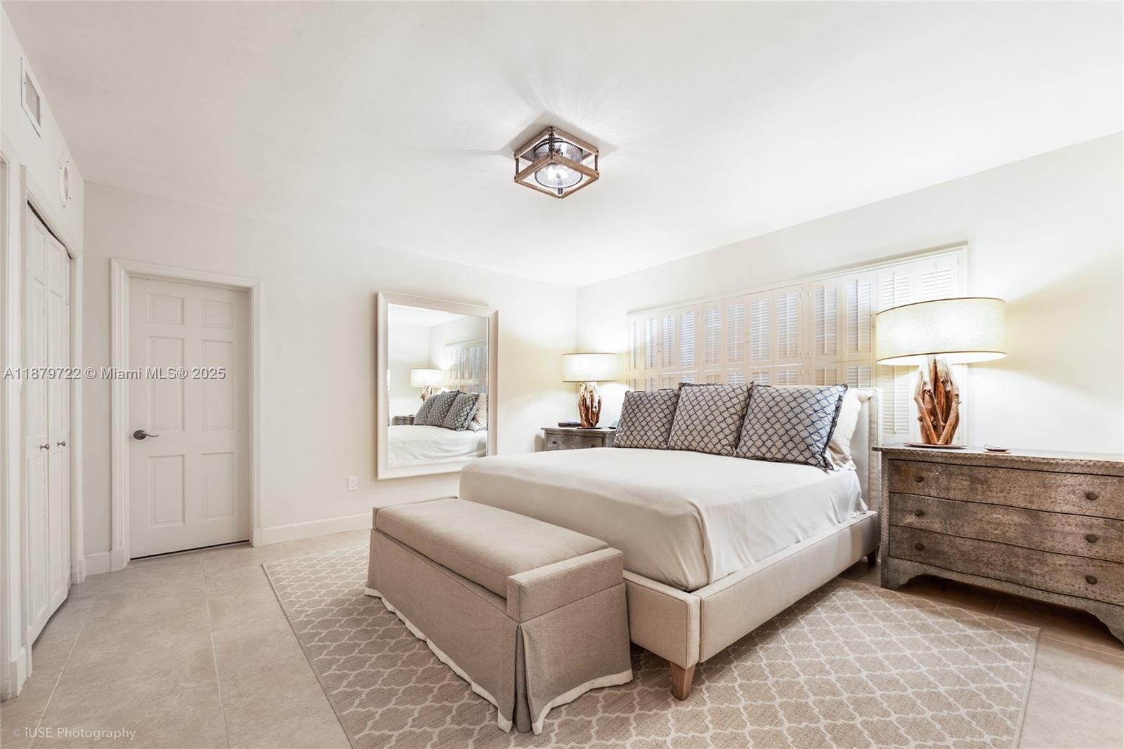 SOUTH BRICK CONDO - Residential