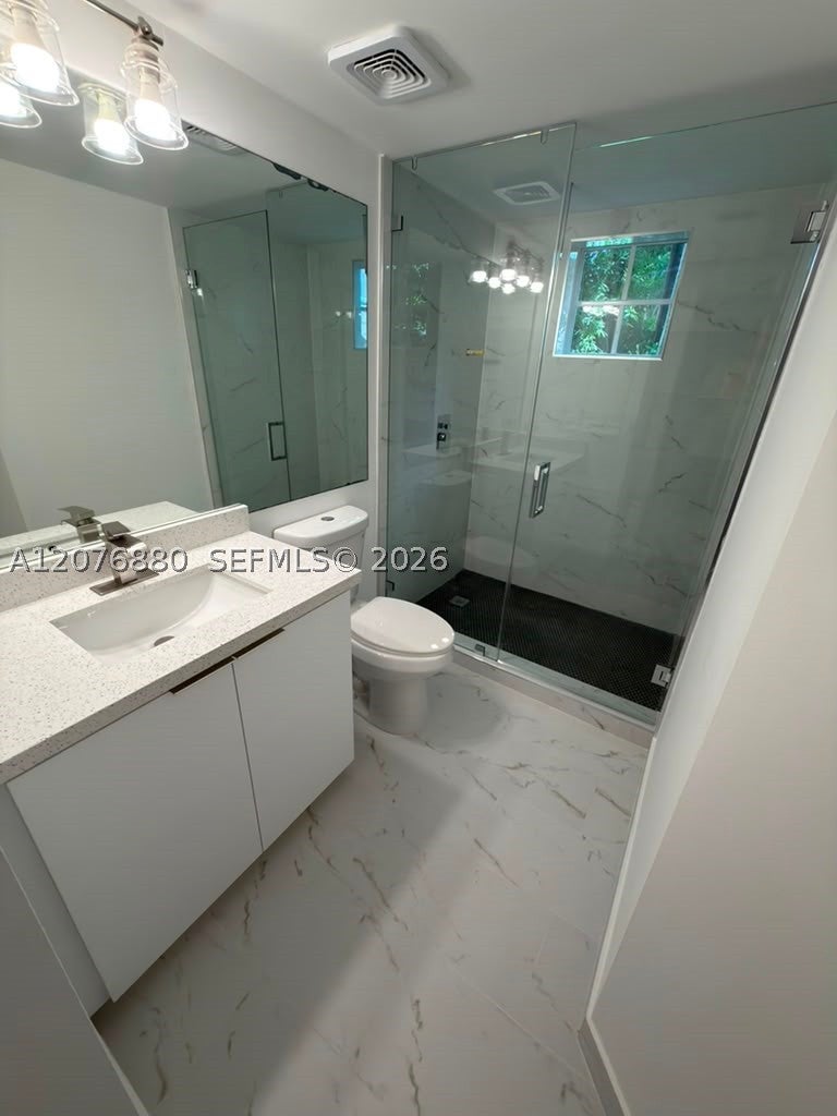 17145 N Bay Rd 4202