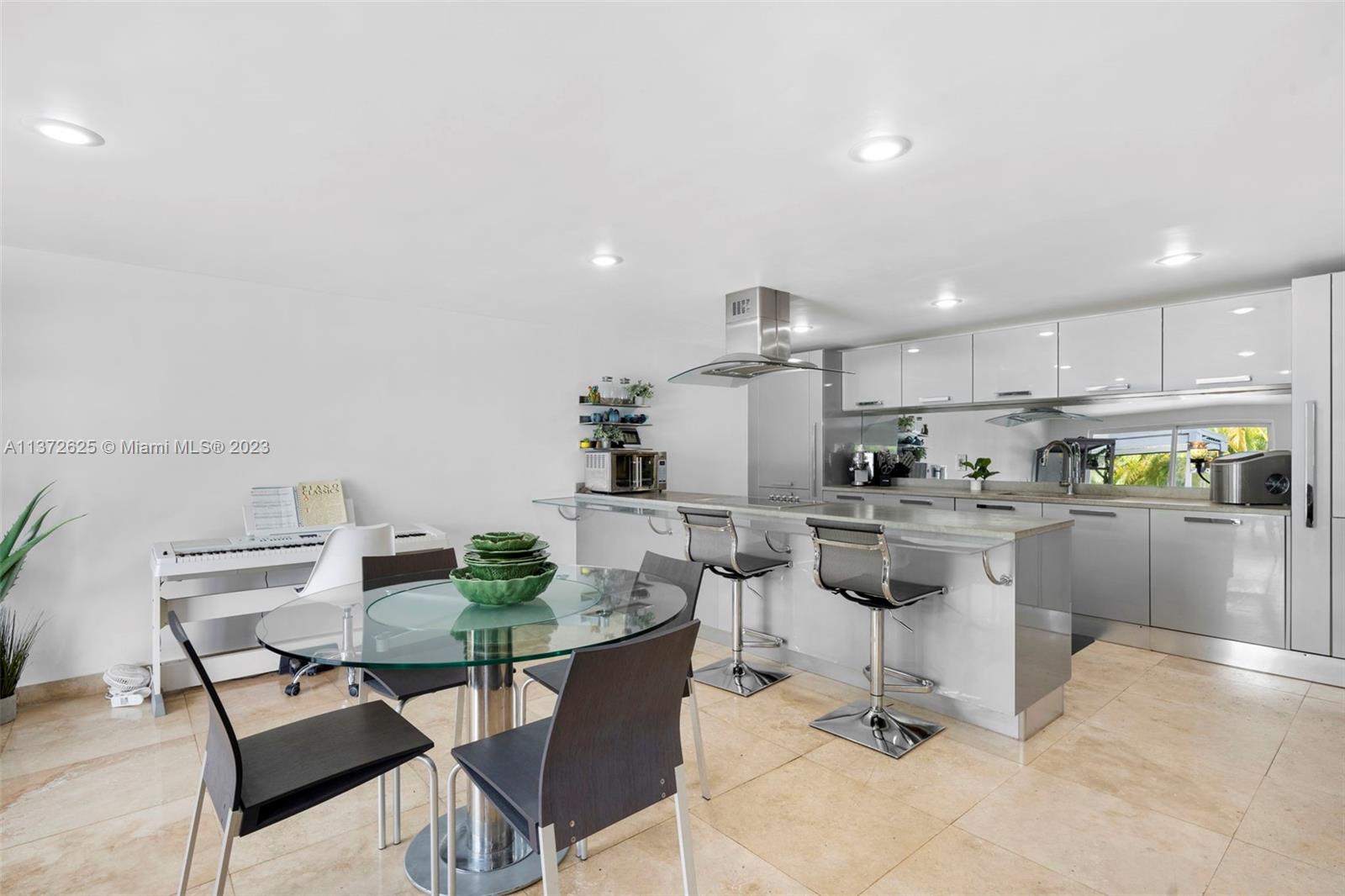 SANS SOUCI ESTATES - Residential