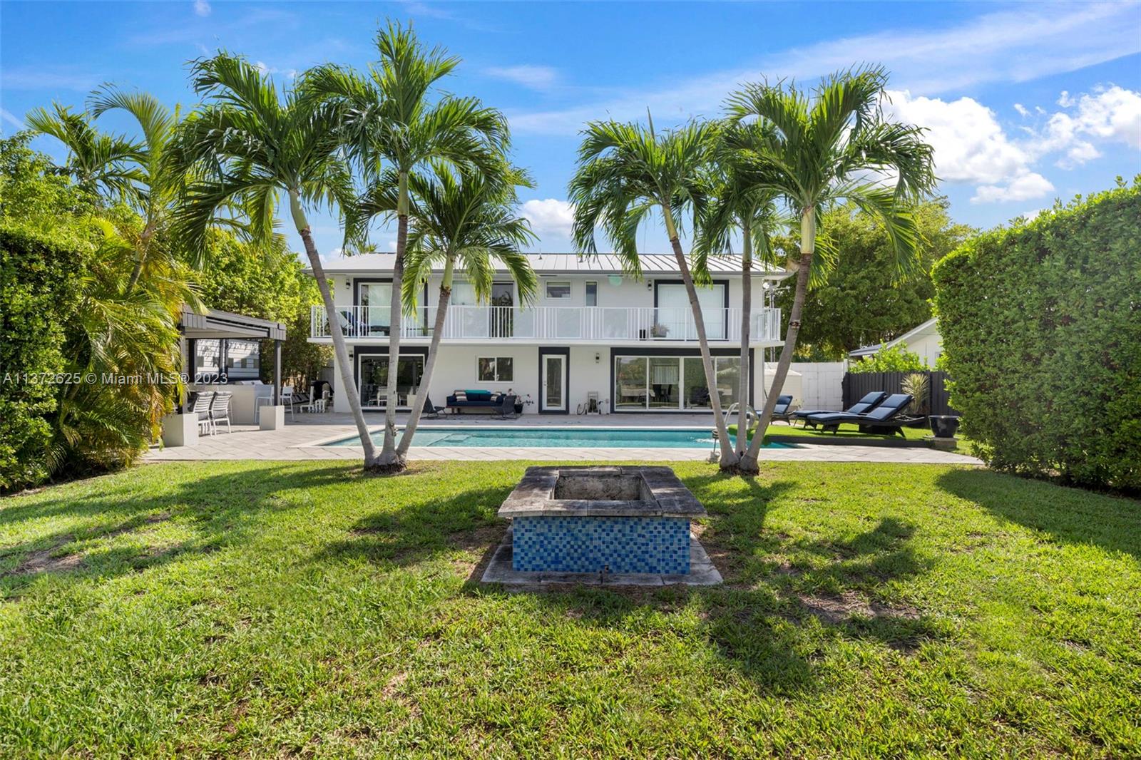 SANS SOUCI ESTATES - Residential