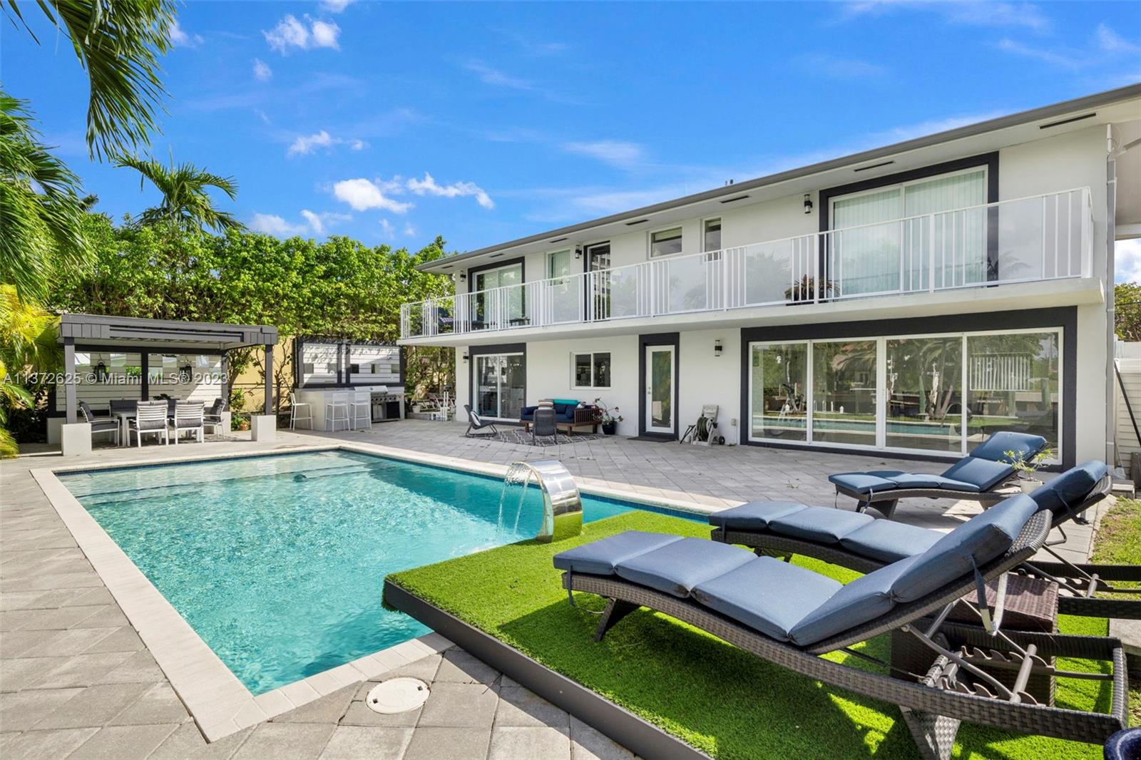 SANS SOUCI ESTATES - Residential