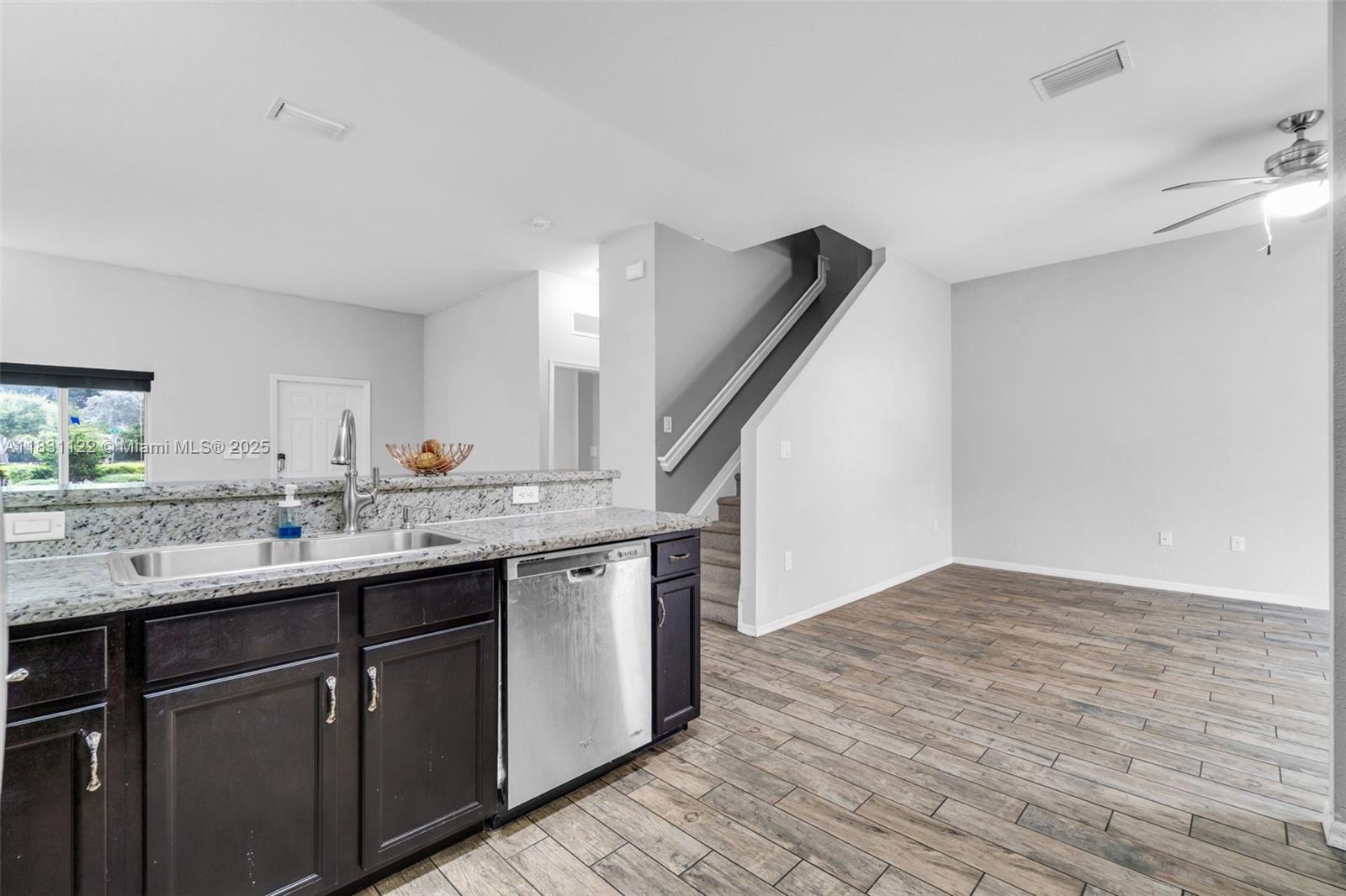 CALI GREENS - Residential