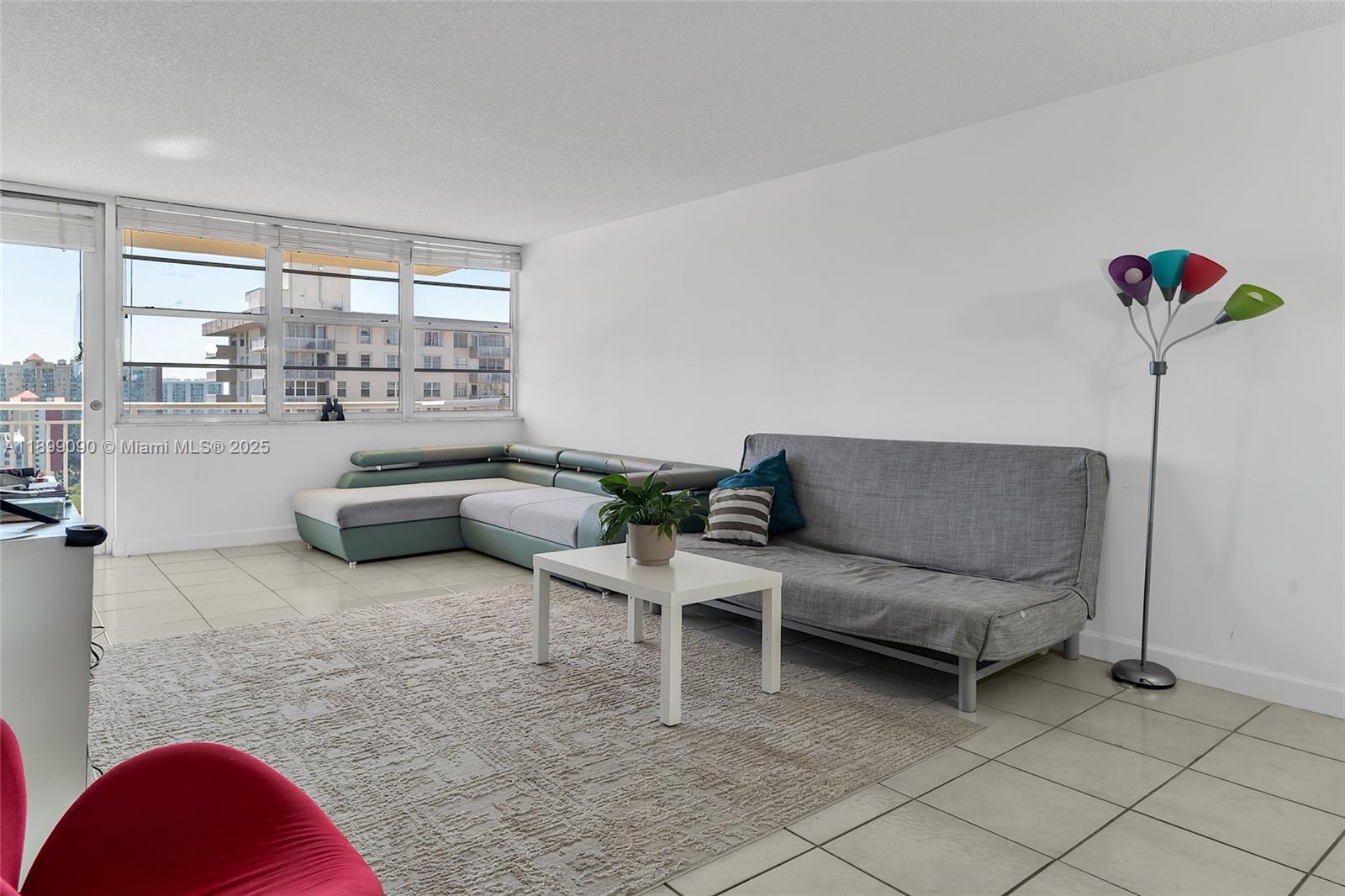 WINSTON TOWERS 200 - Residential