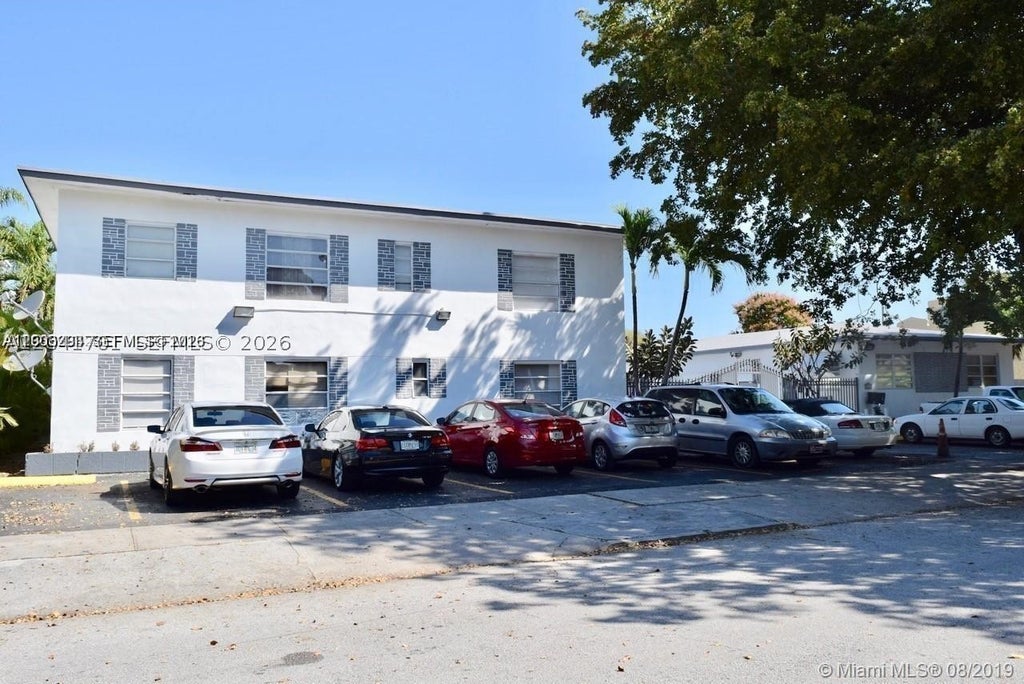 Photo of 1843 Dewey St #102, Hollywood, FL 33020 (MLS # A12041701)