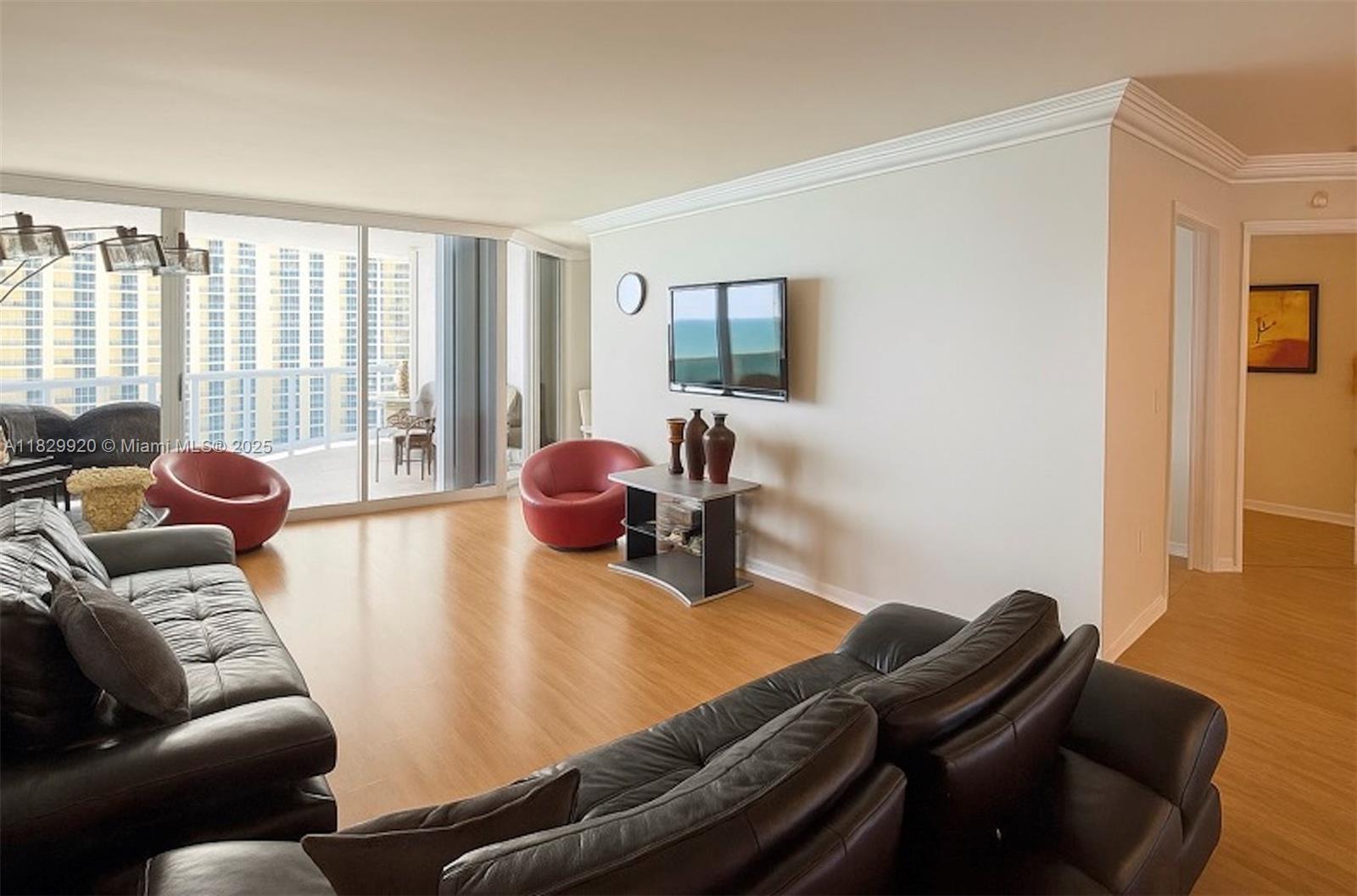 16711 Collins Ave 2301