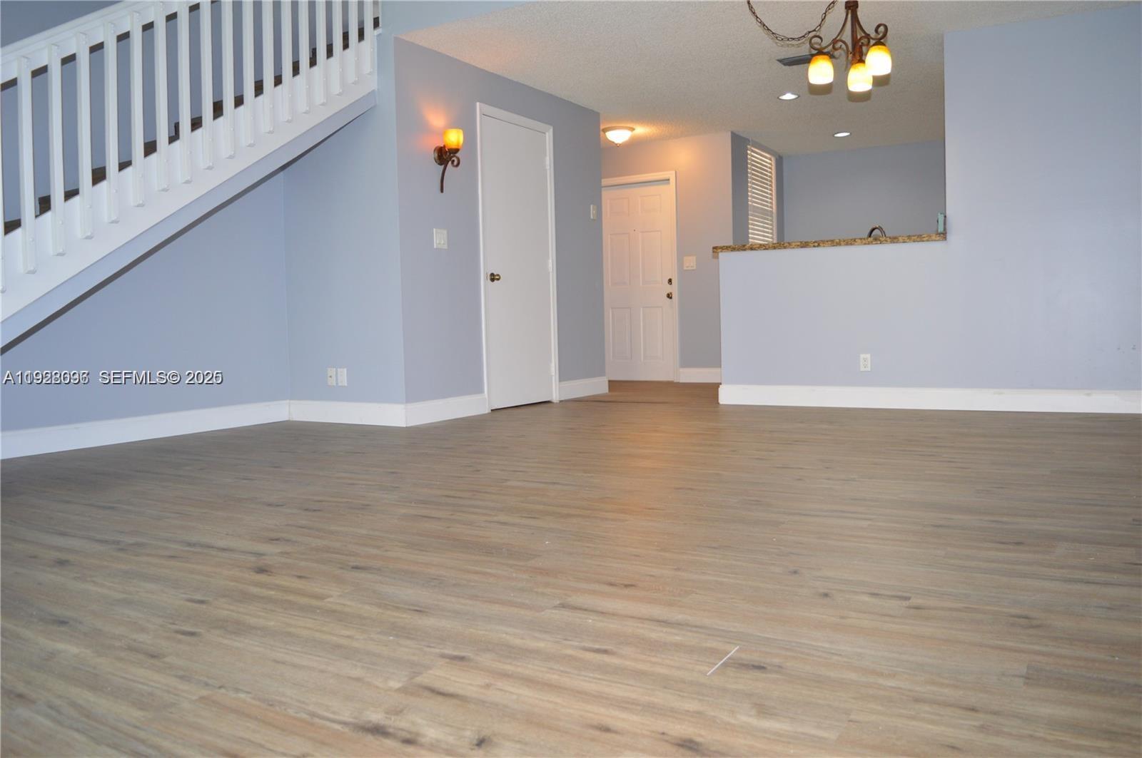 SECTORS 3 & 4 BOUNDARY PL - Residential Lease