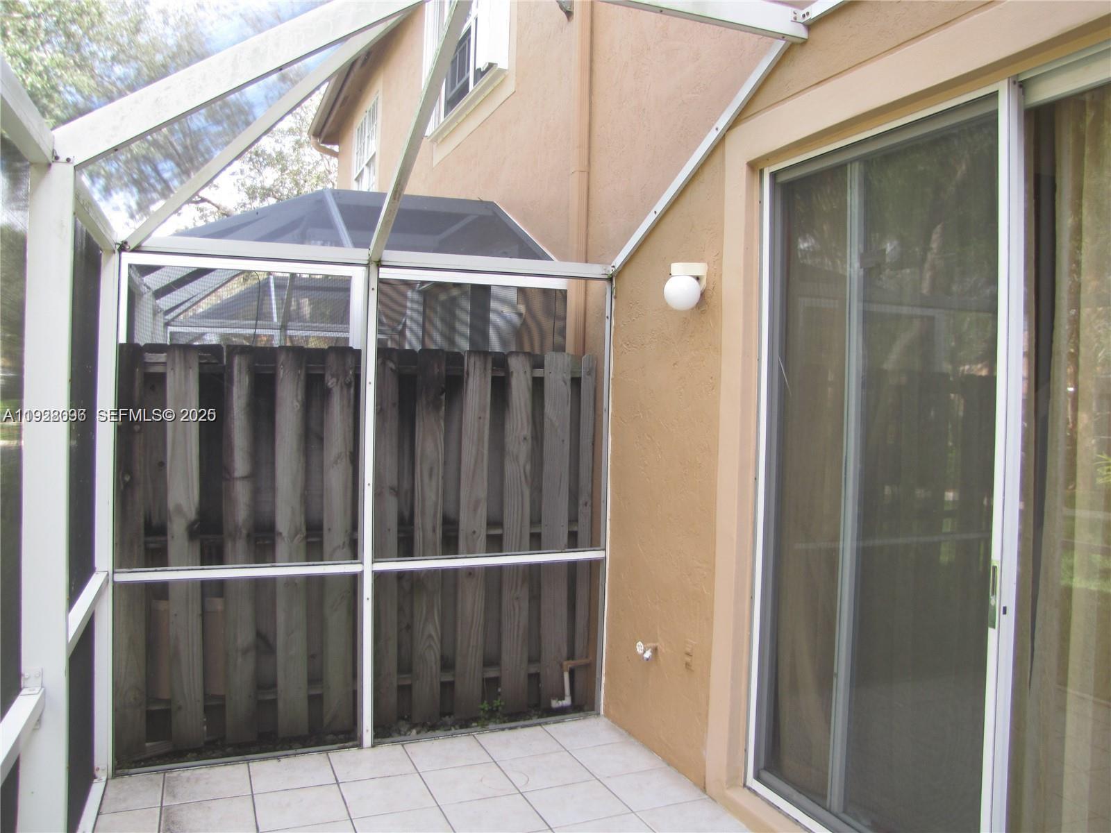 SECTORS 3 & 4 BOUNDARY PL - Residential Lease