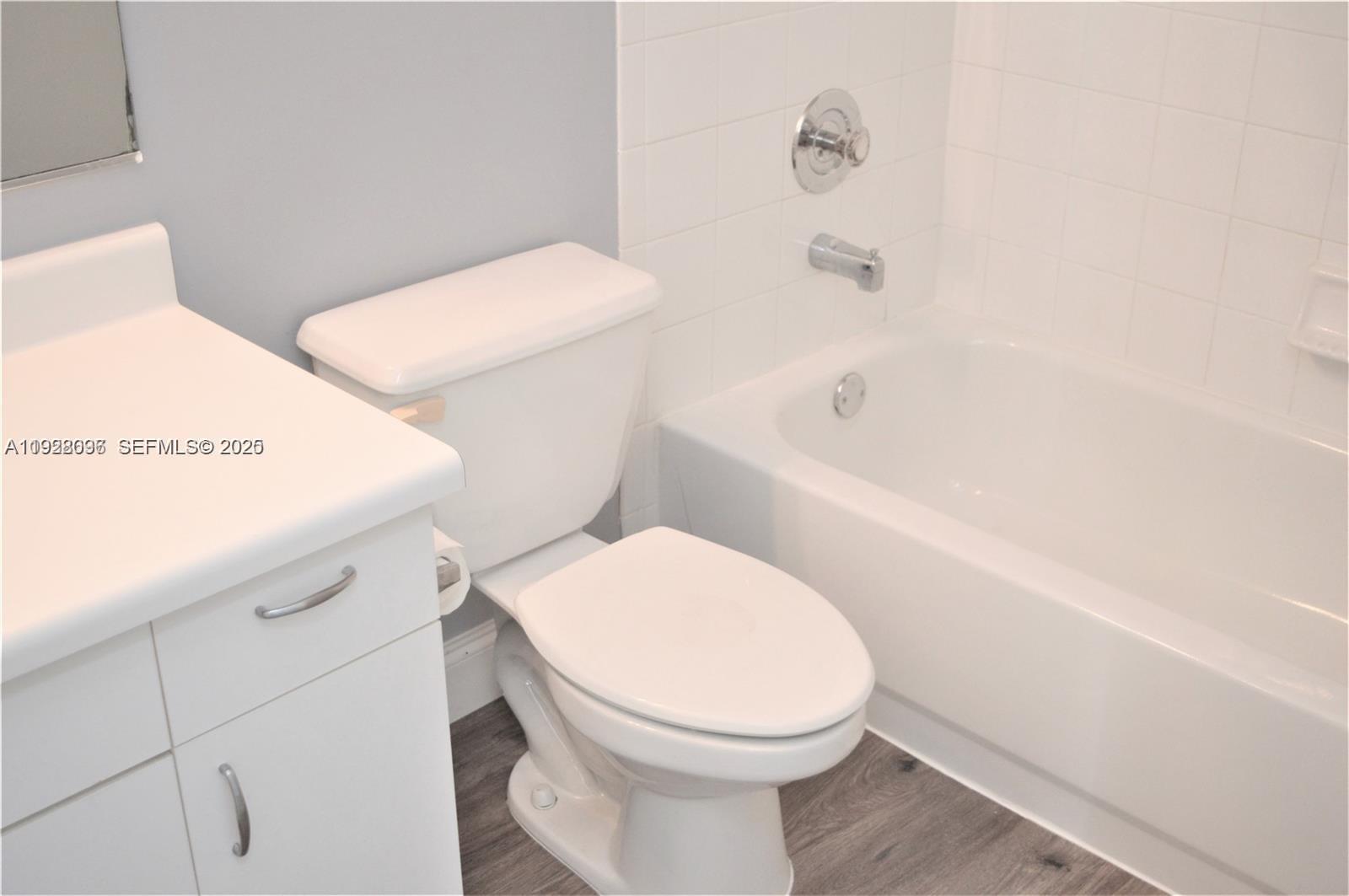 SECTORS 3 & 4 BOUNDARY PL - Residential Lease