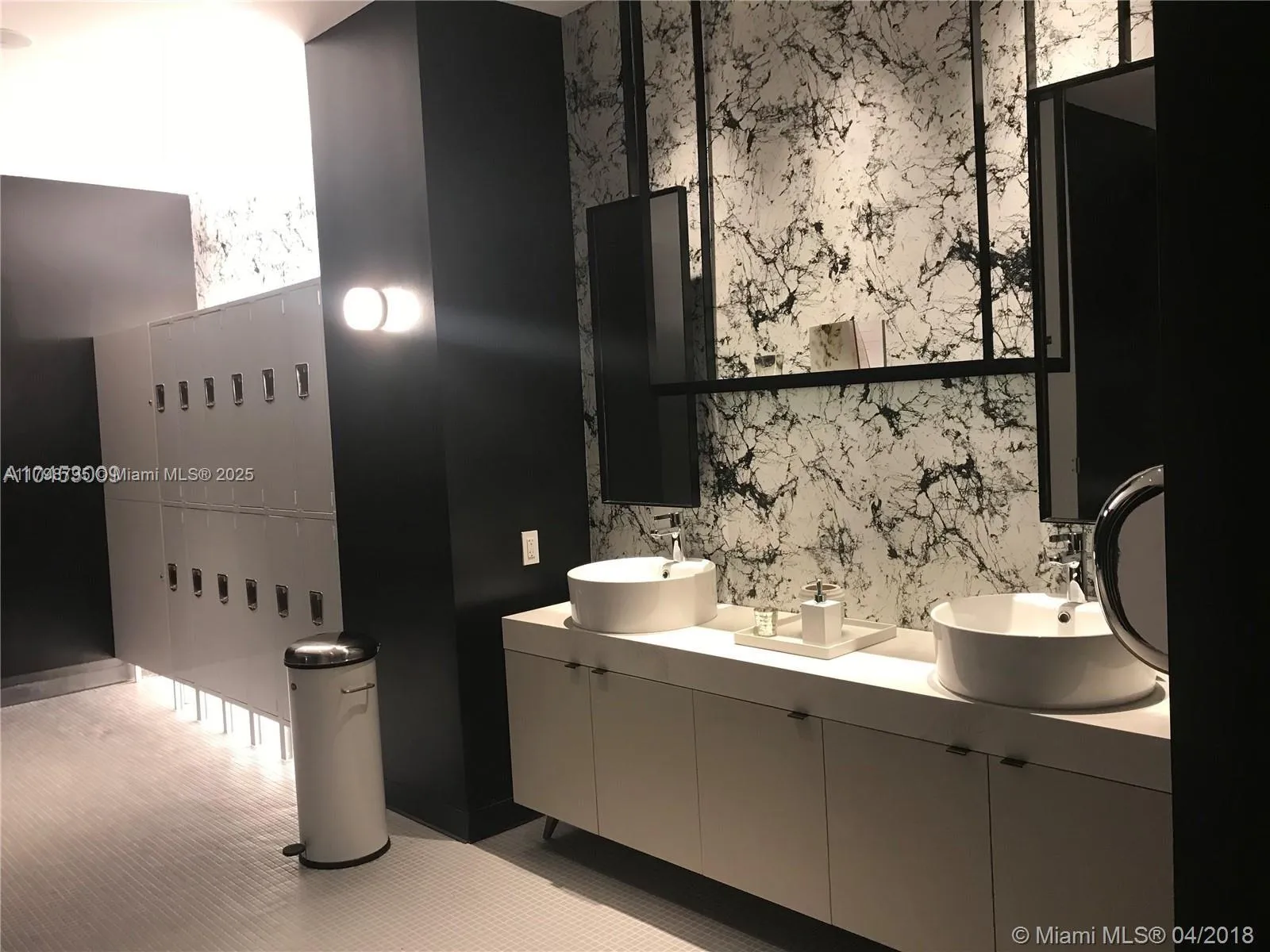 Miami, Florida 33137, United States, 2 Bedrooms Bedrooms, ,2 BathroomsBathrooms,Residential,Pending,124617