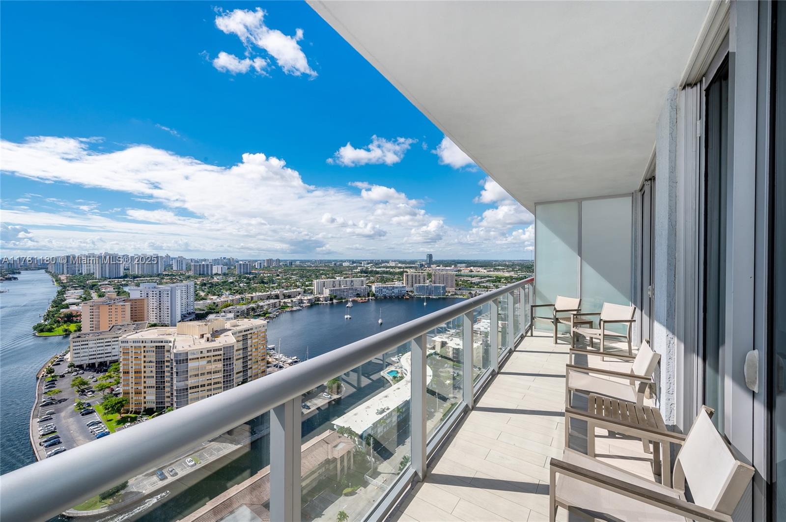2602 E Hallandale Beach Blvd R2903