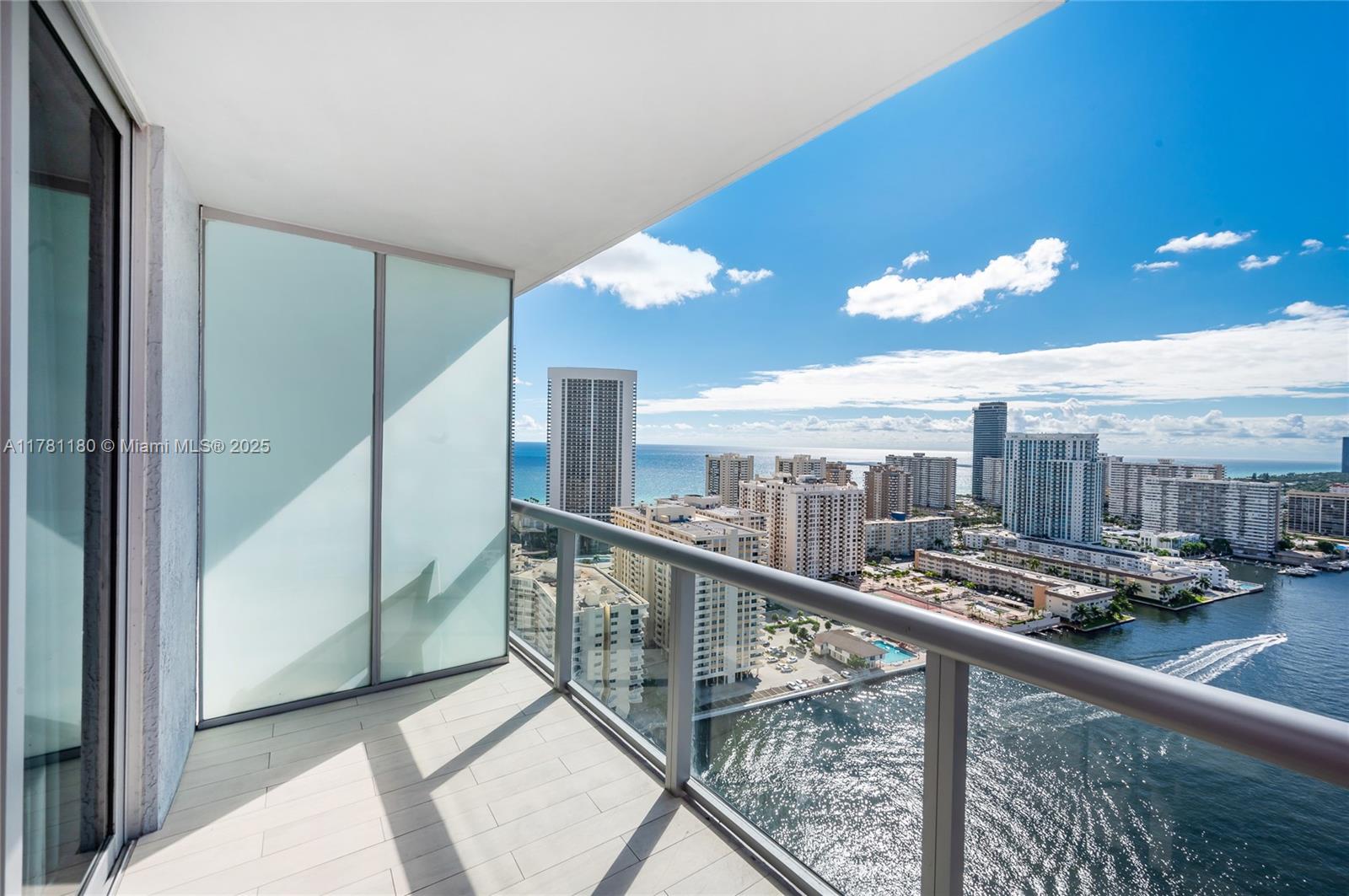 BEACHWALK CONDOMINIUM - Residential