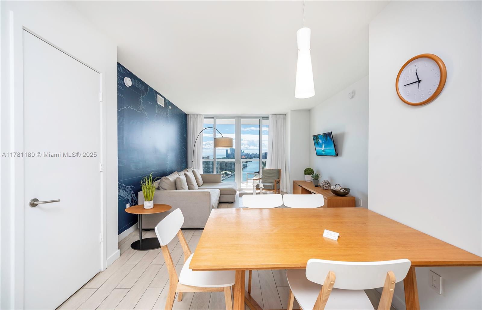 BEACHWALK CONDOMINIUM - Residential