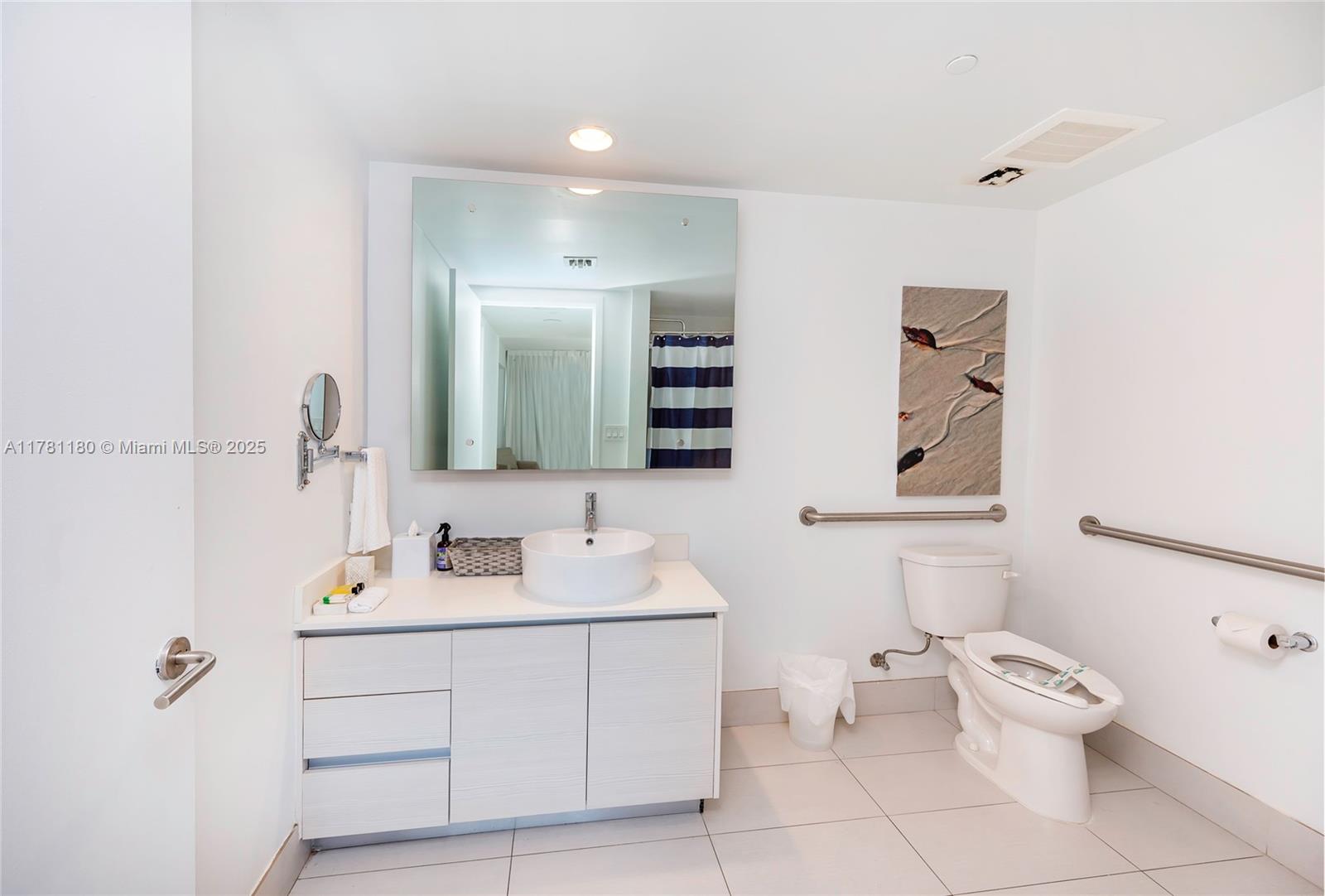 BEACHWALK CONDOMINIUM - Residential