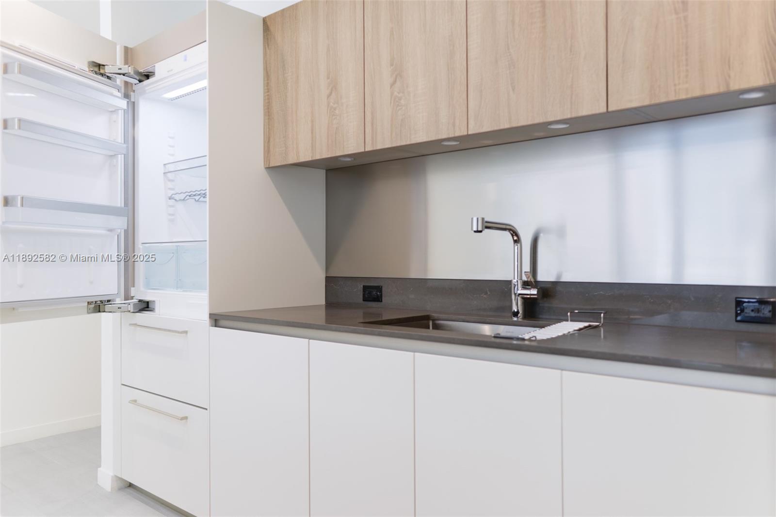 Brickell Flatiron - Residential Lease