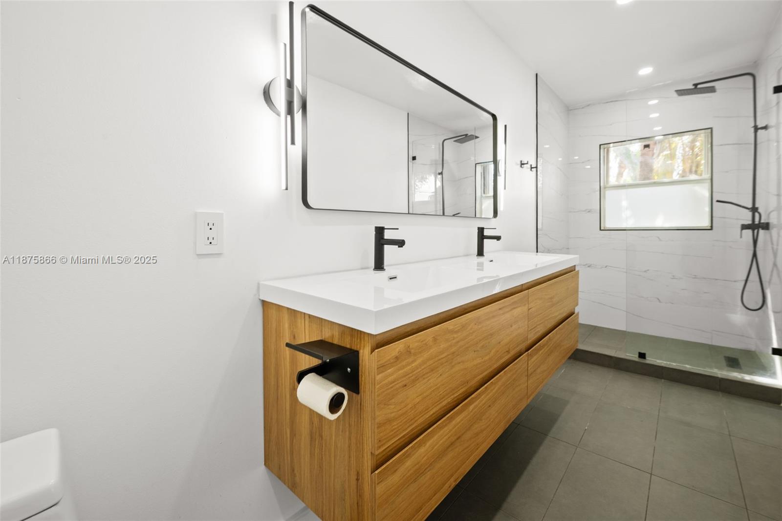 WINSTON PARK SECTION THRE - Residential