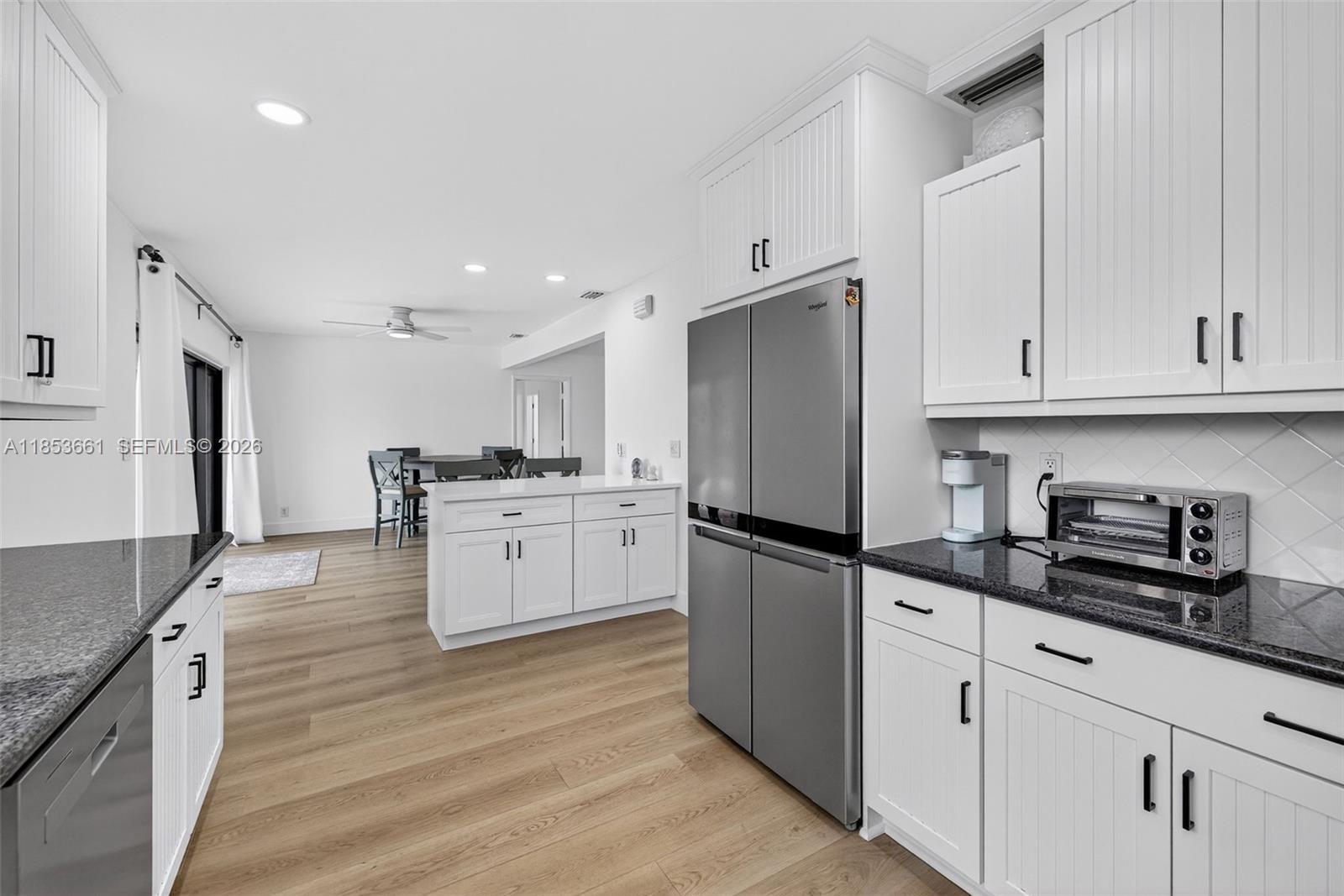 POMPANO ISLES - Residential