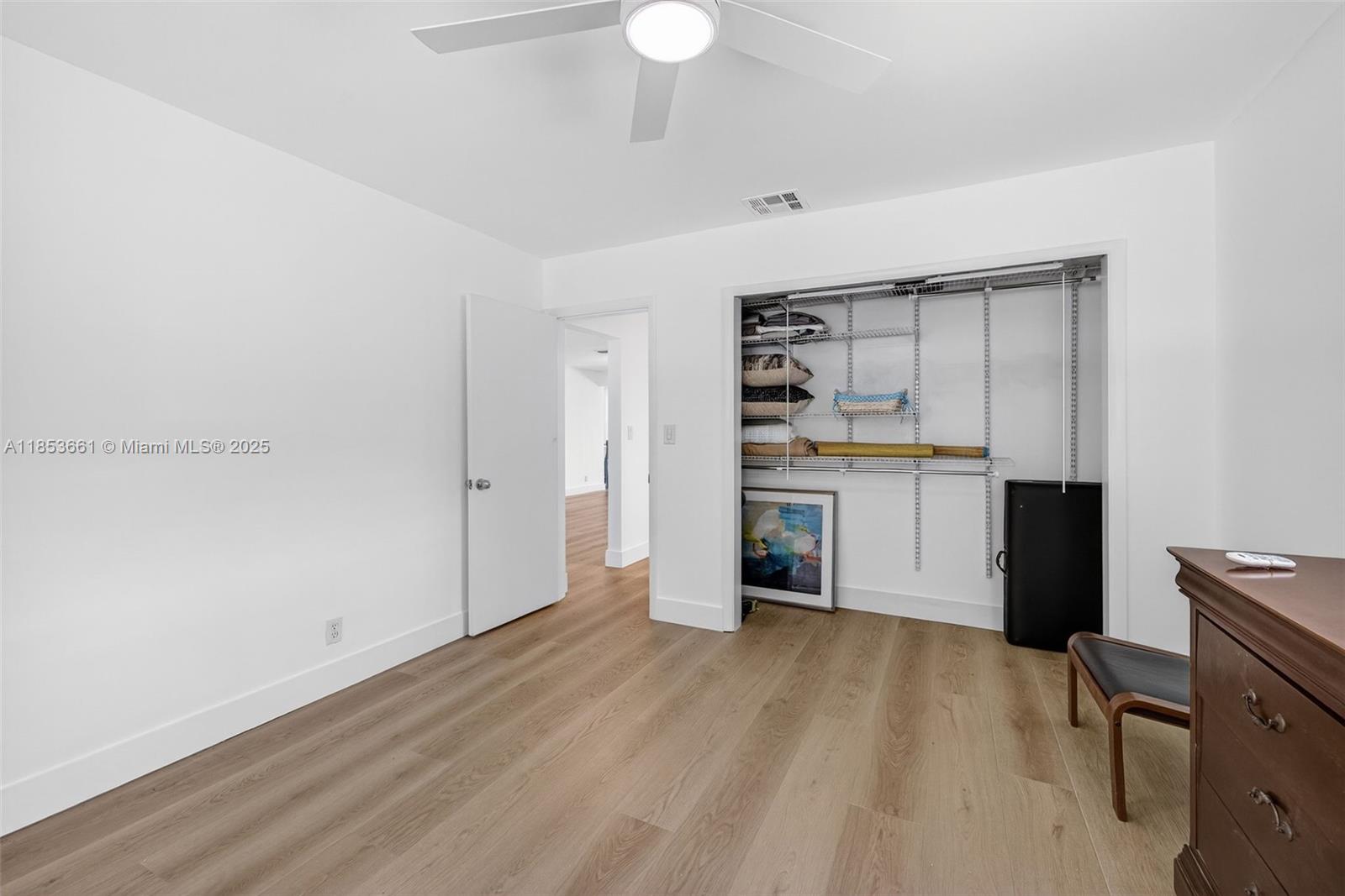POMPANO ISLES - Residential