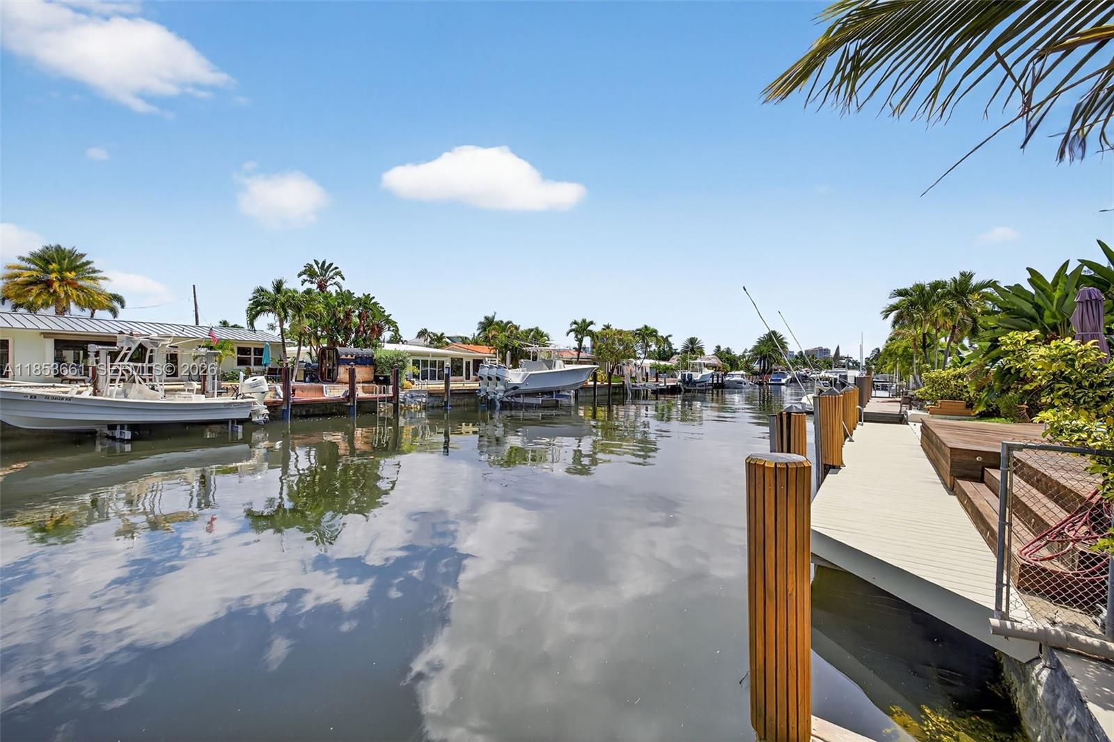 POMPANO ISLES - Residential