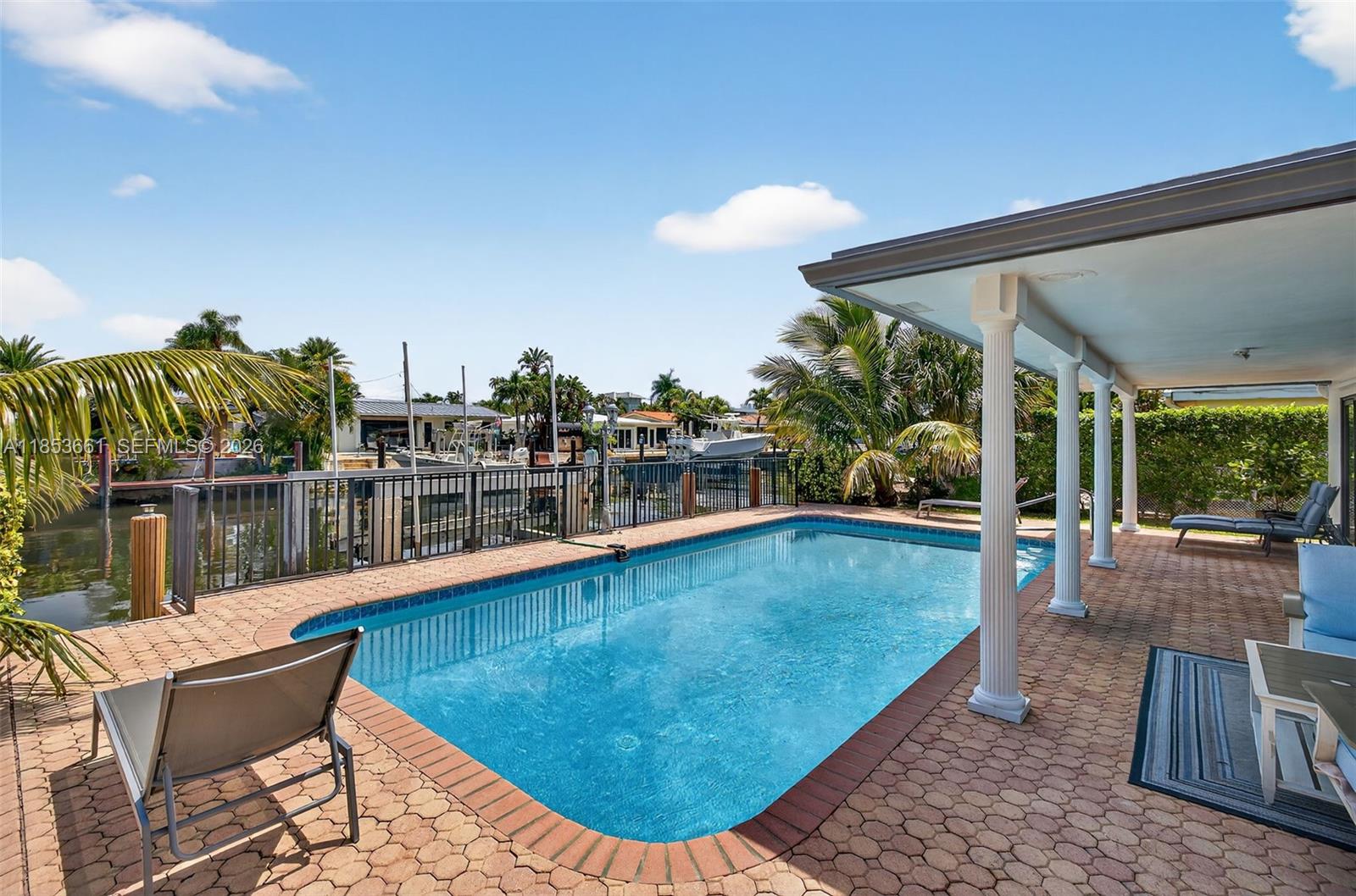 POMPANO ISLES - Residential