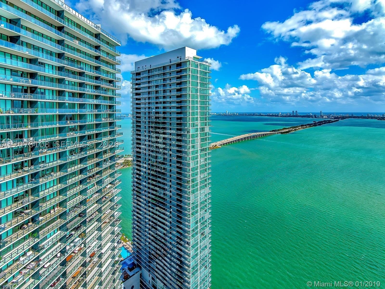 480 NE 31st St 4202/03