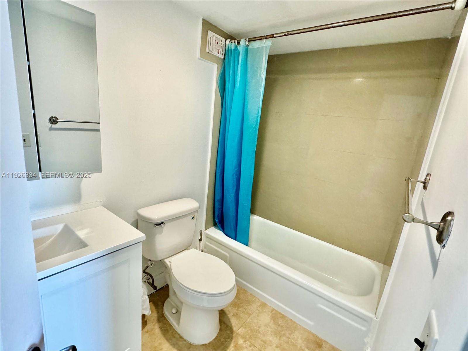 801 Three Islands Blvd 417