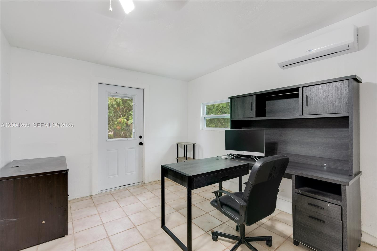 OUTSIDE URBAN DEVELOPMENT - Residential