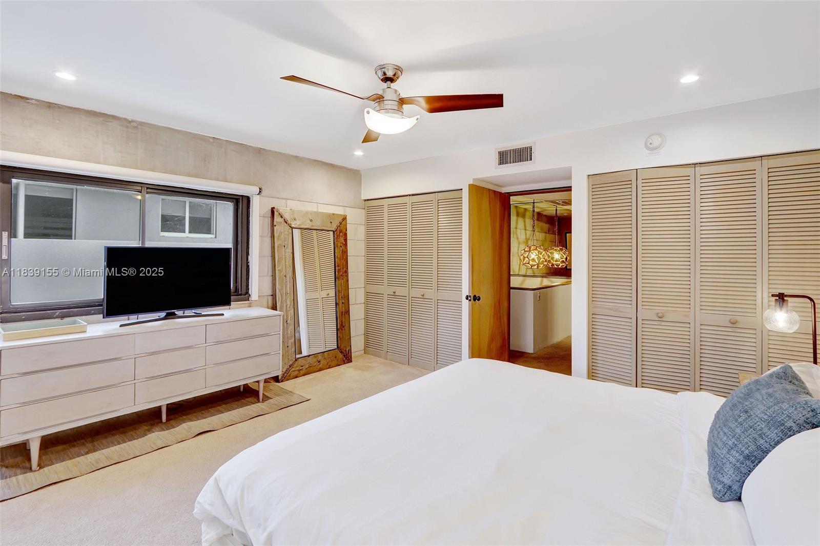 VICTORIA ISLES - Residential Lease