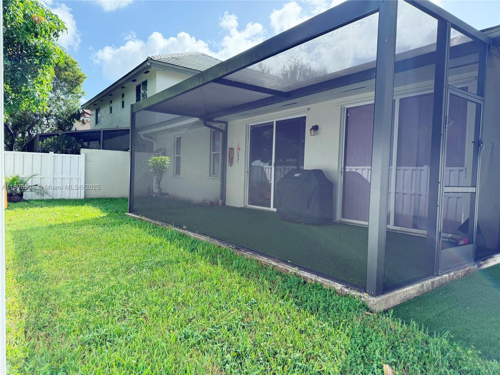 EMBASSY LAKES - Residential Lease